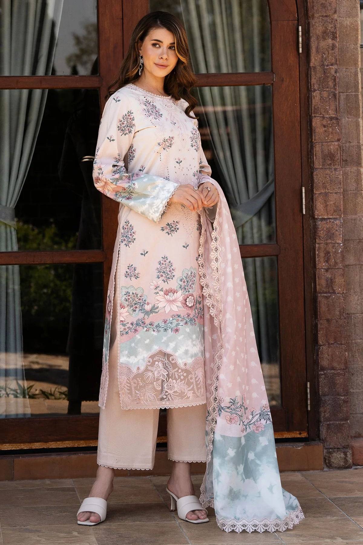 Pakistani Lawn Suits For Women | Sydney AU