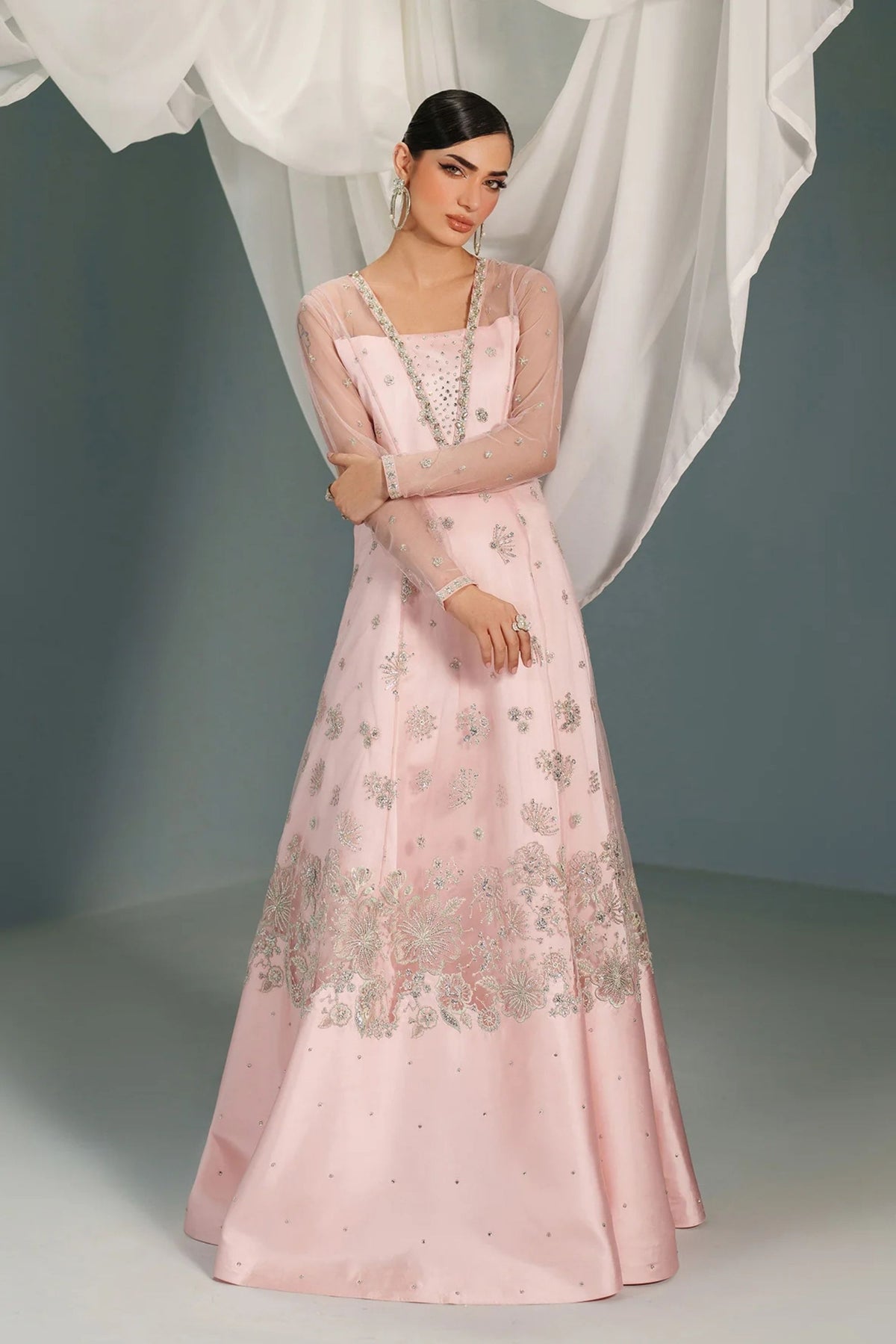 Trendy Wedding Guest Outfits | Women’s Collection 2025