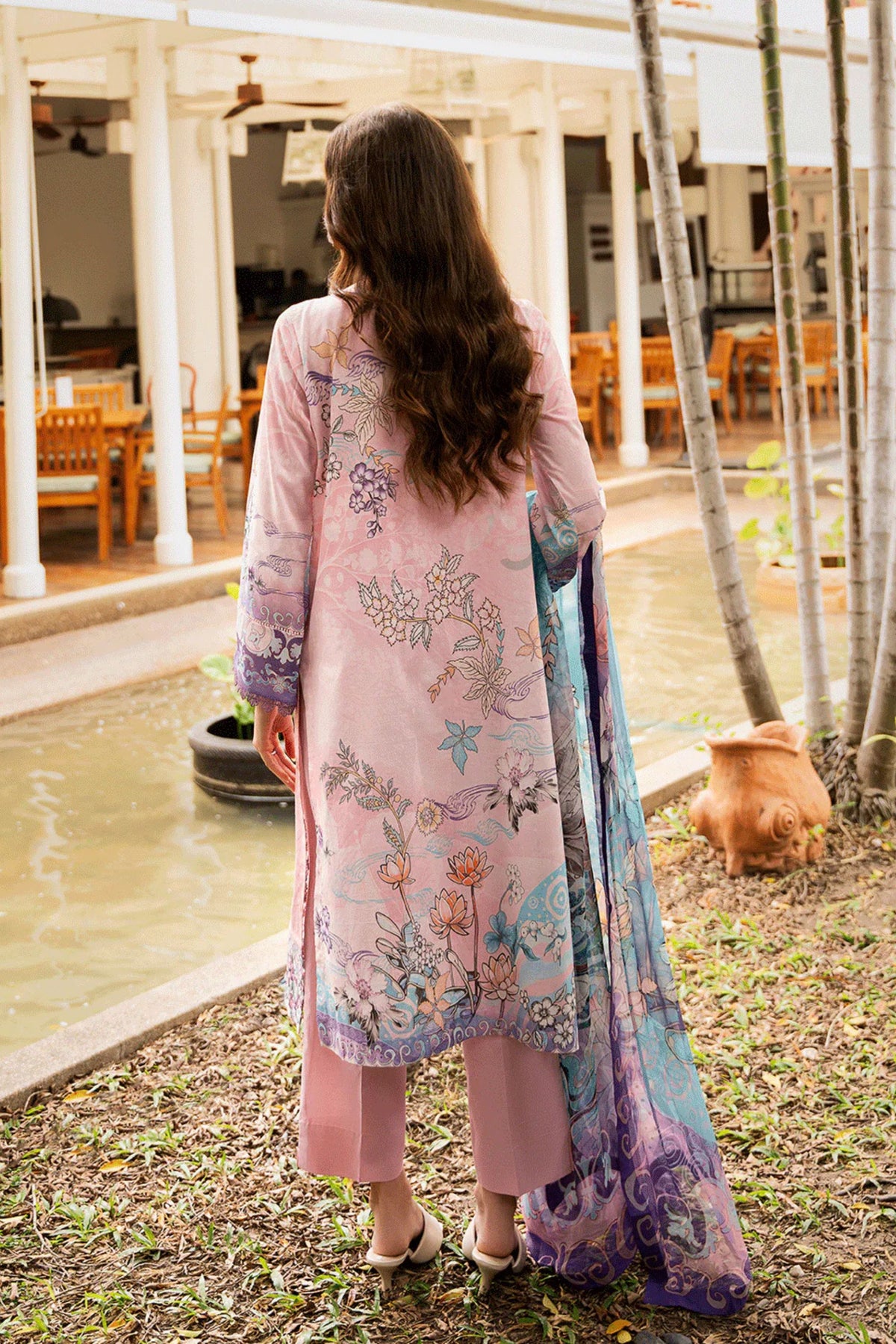 Pakistani Eid Lawn Suits For Women