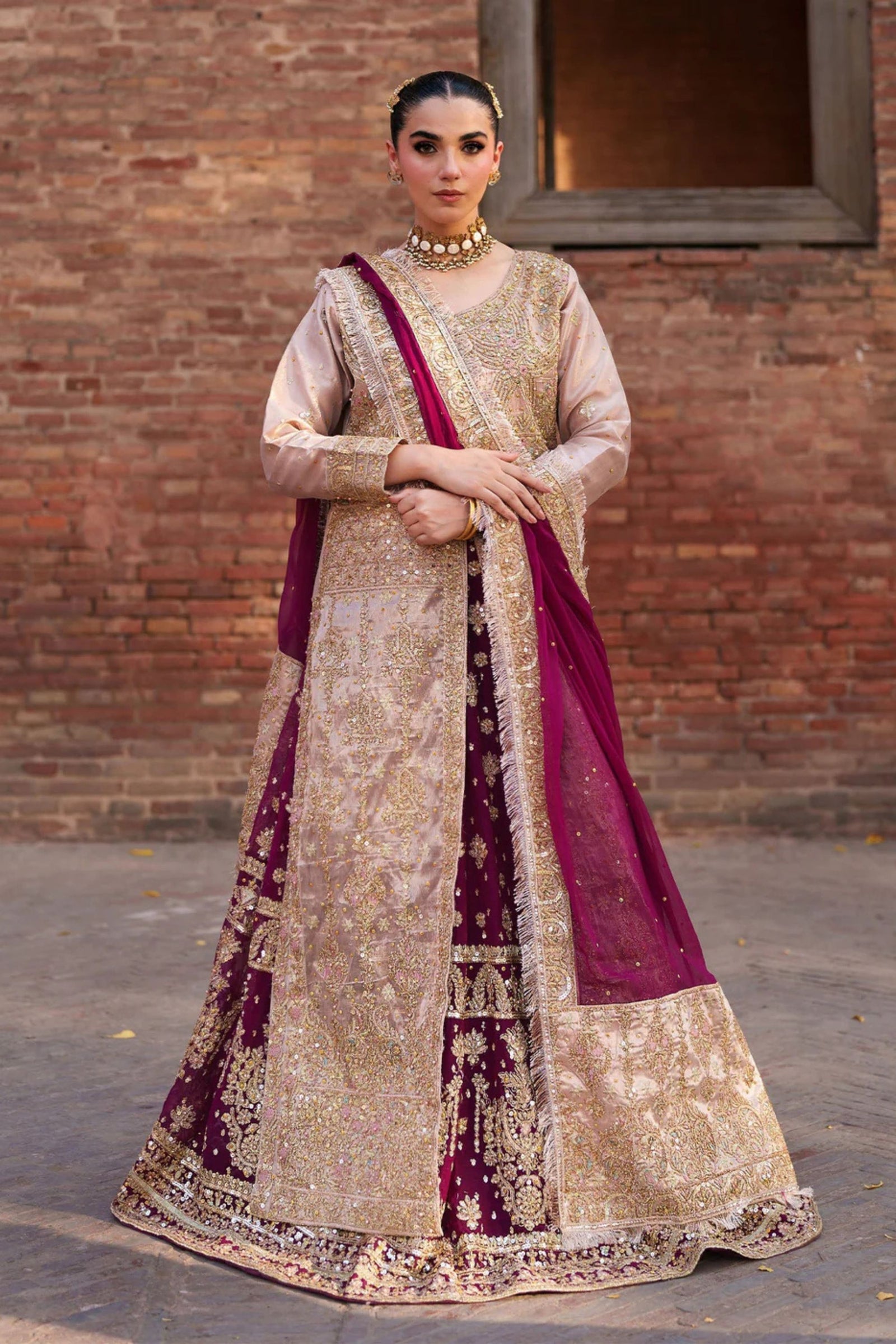 Women's Pakistani Wedding Outfits