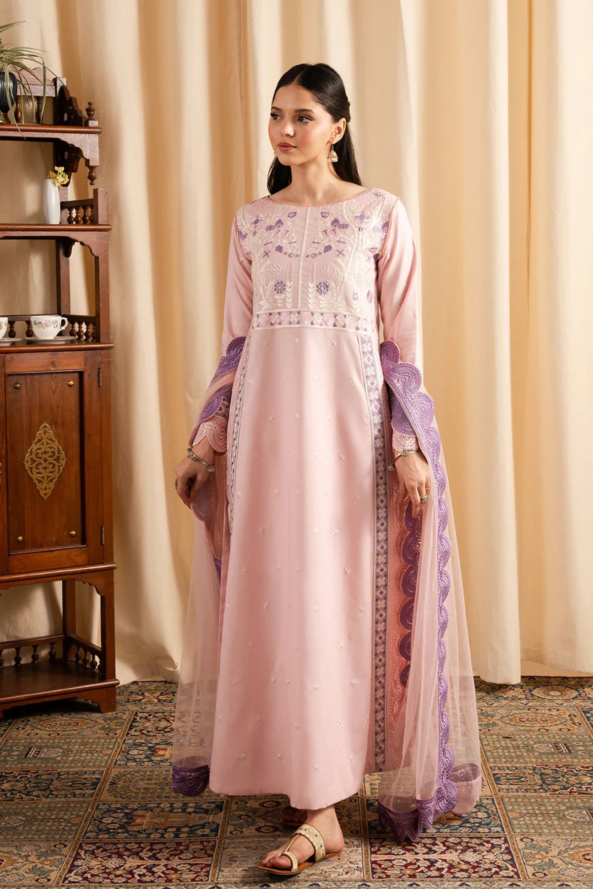 Pakistani Formal Attire For Women