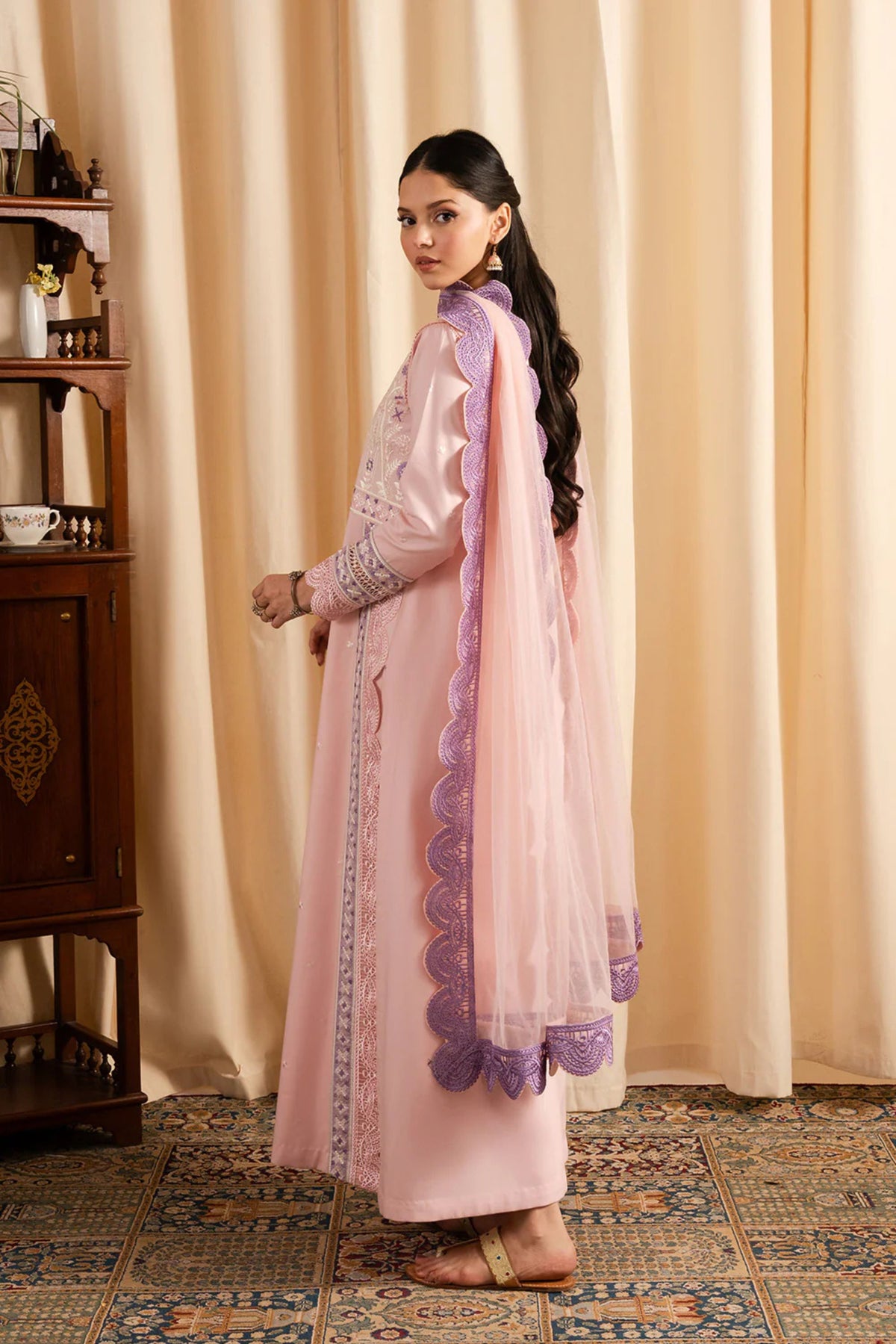 Pakistani Formal Attire For Women