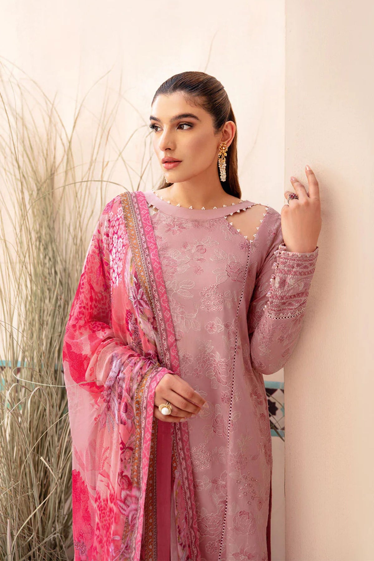 Pakistani Semi Formal Salwar Kameez