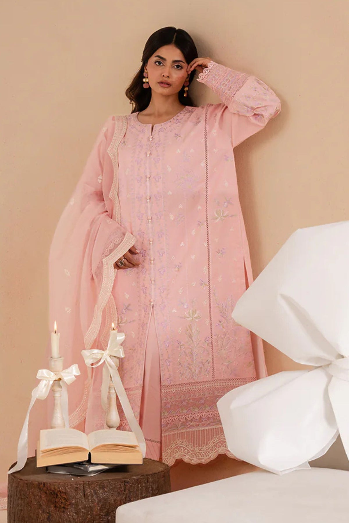Pakistani Formal Suits For Ladies 