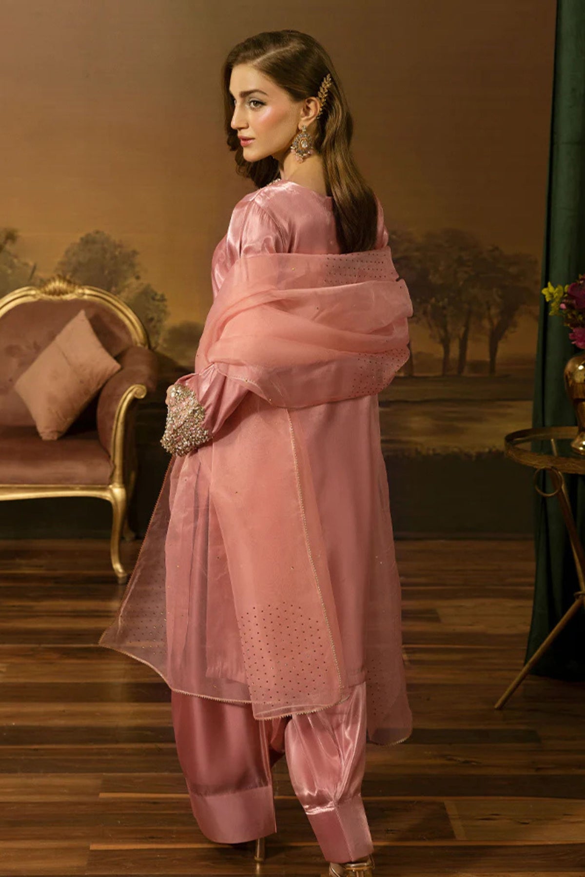 Pakistani Wedding Suits For Women