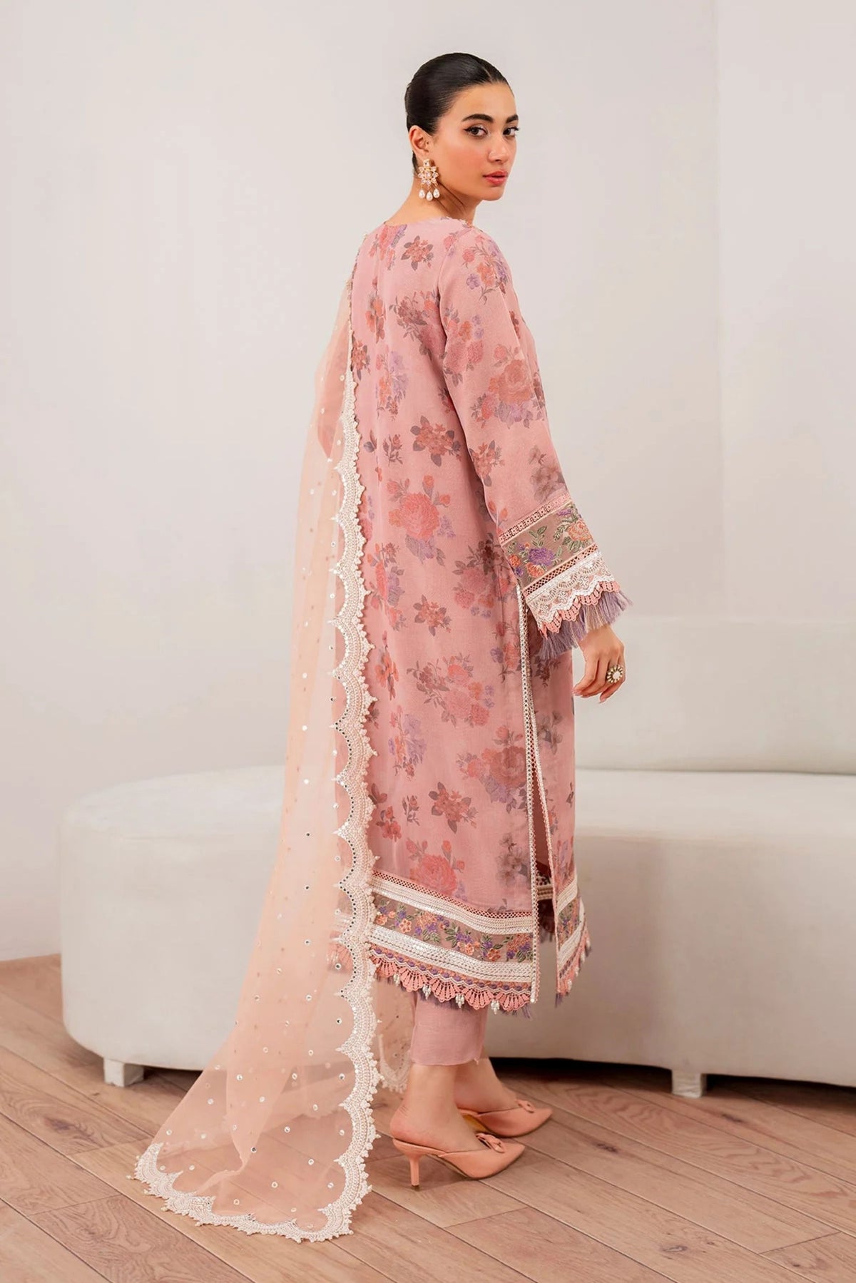 Formal Dress For Pakistani Wedding 