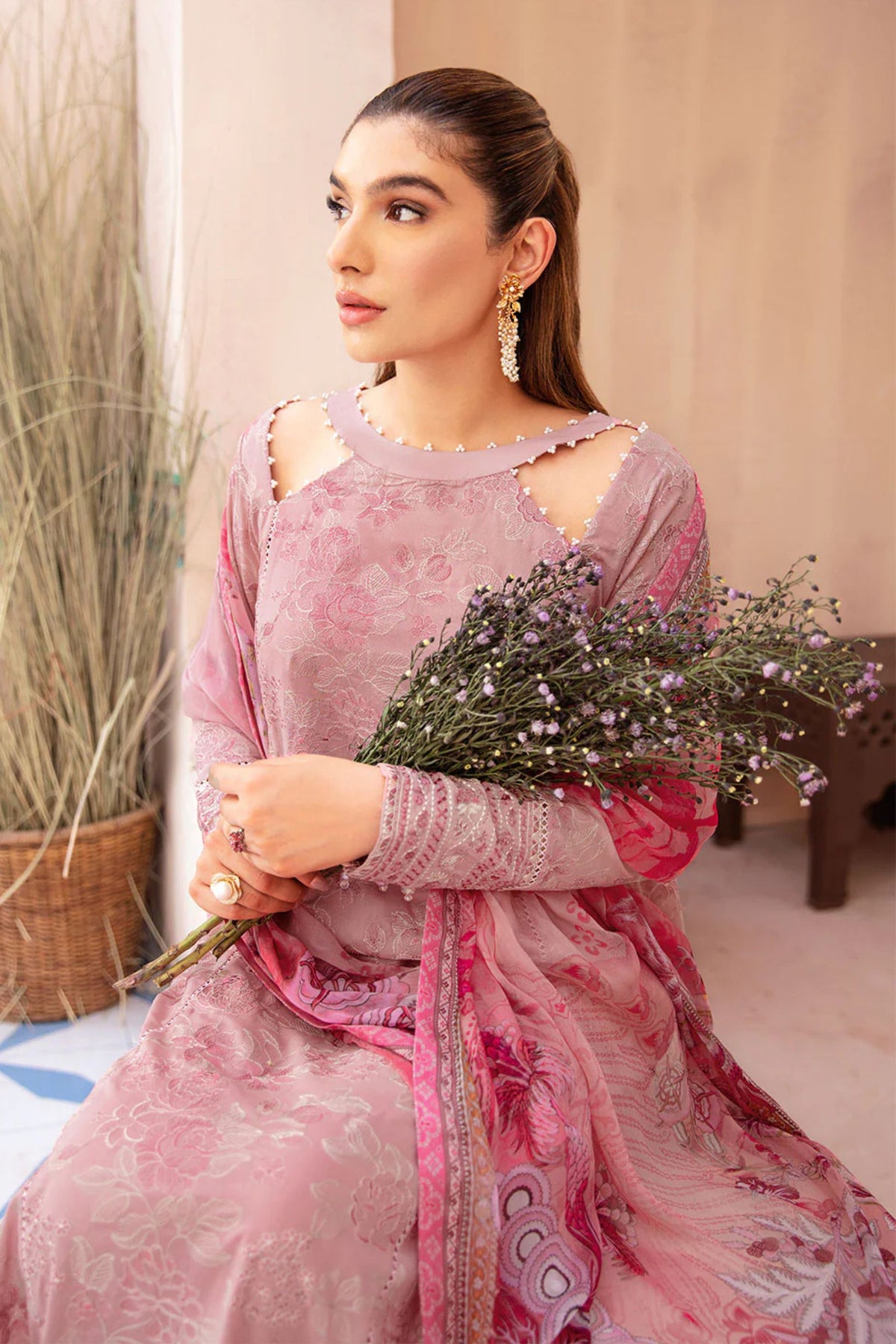 Pakistani Semi Formal Salwar Kameez