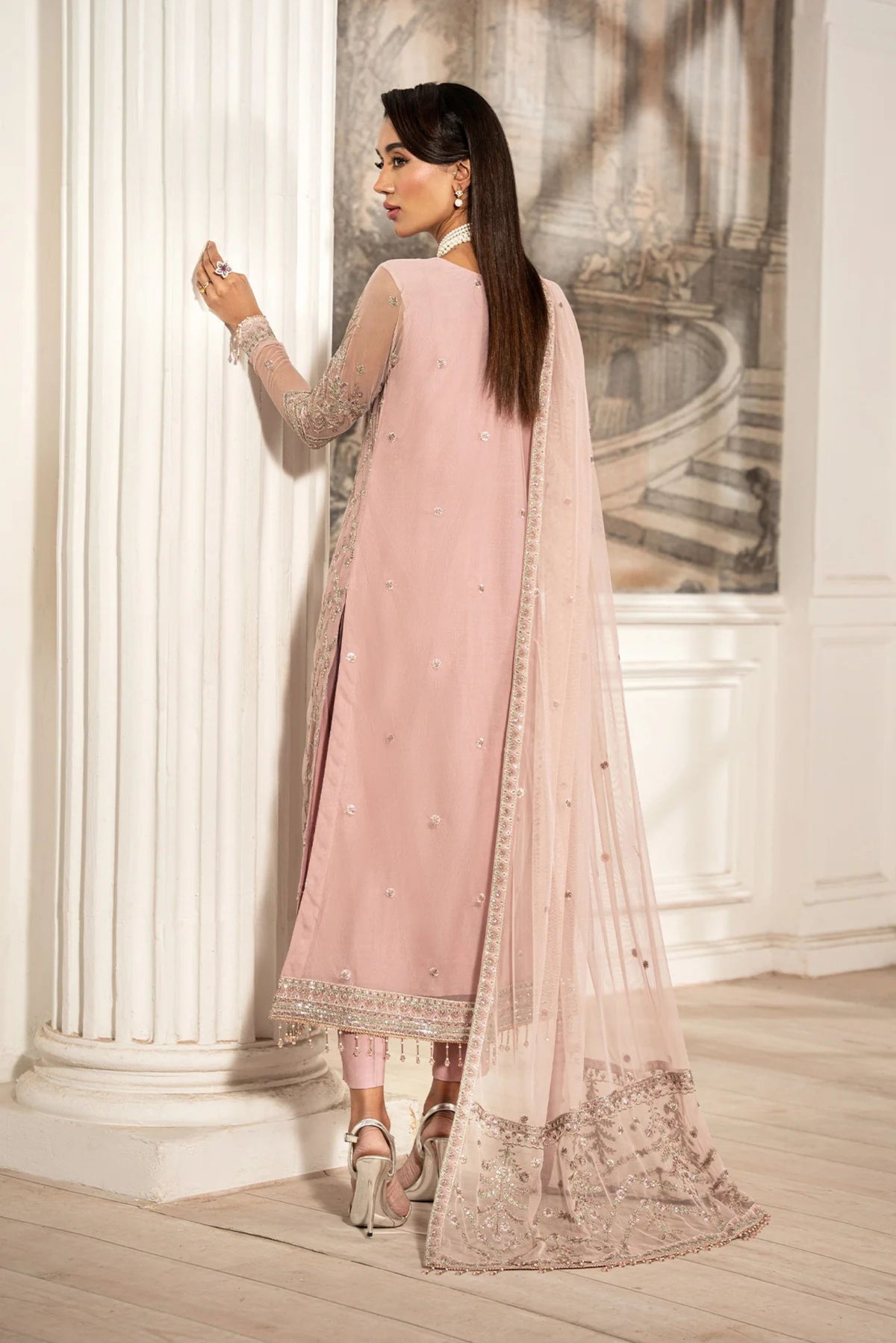 Formal Suits For Pakistani Wedding Function