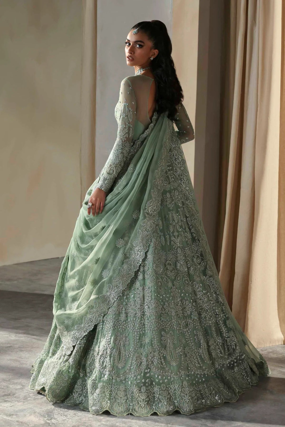 Pakistani Custom Bridal Wear with Luxury Detailing AU