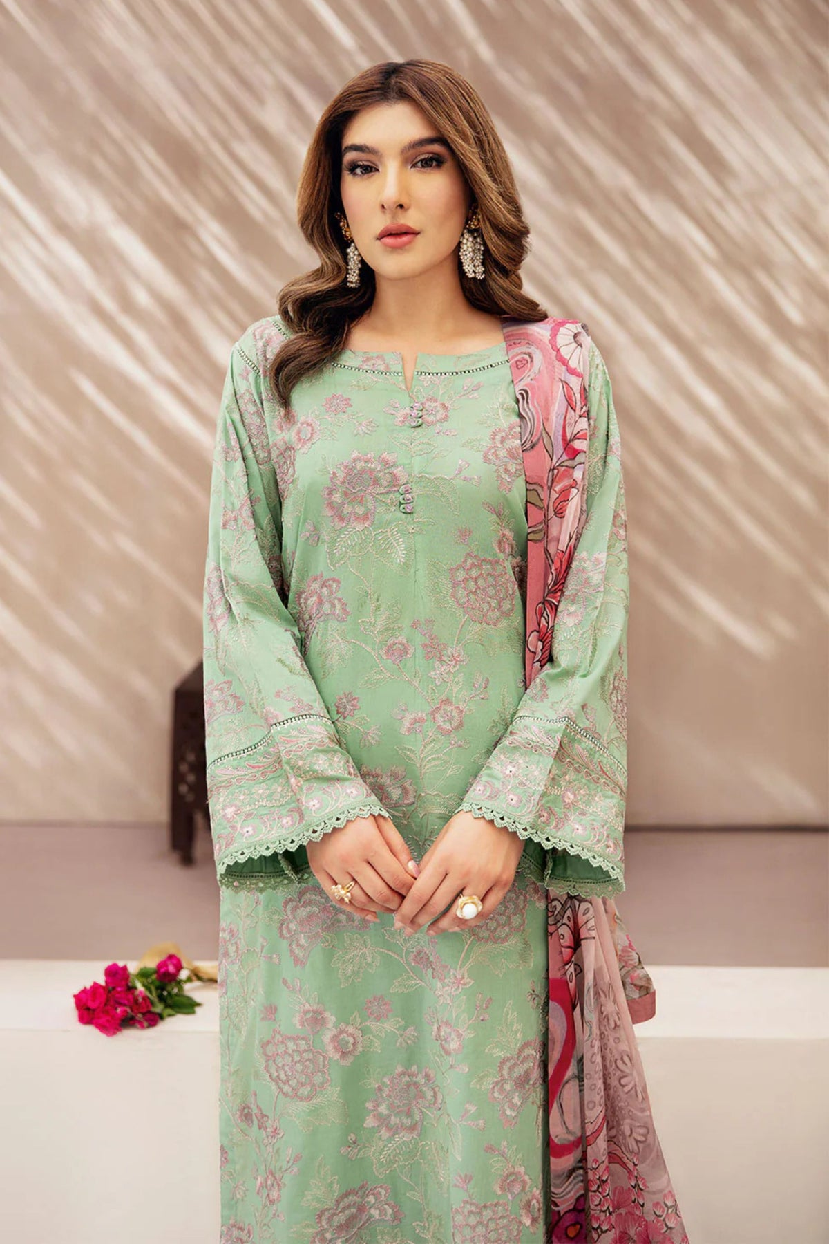 Pakistani Semi Formal Outfits 2025