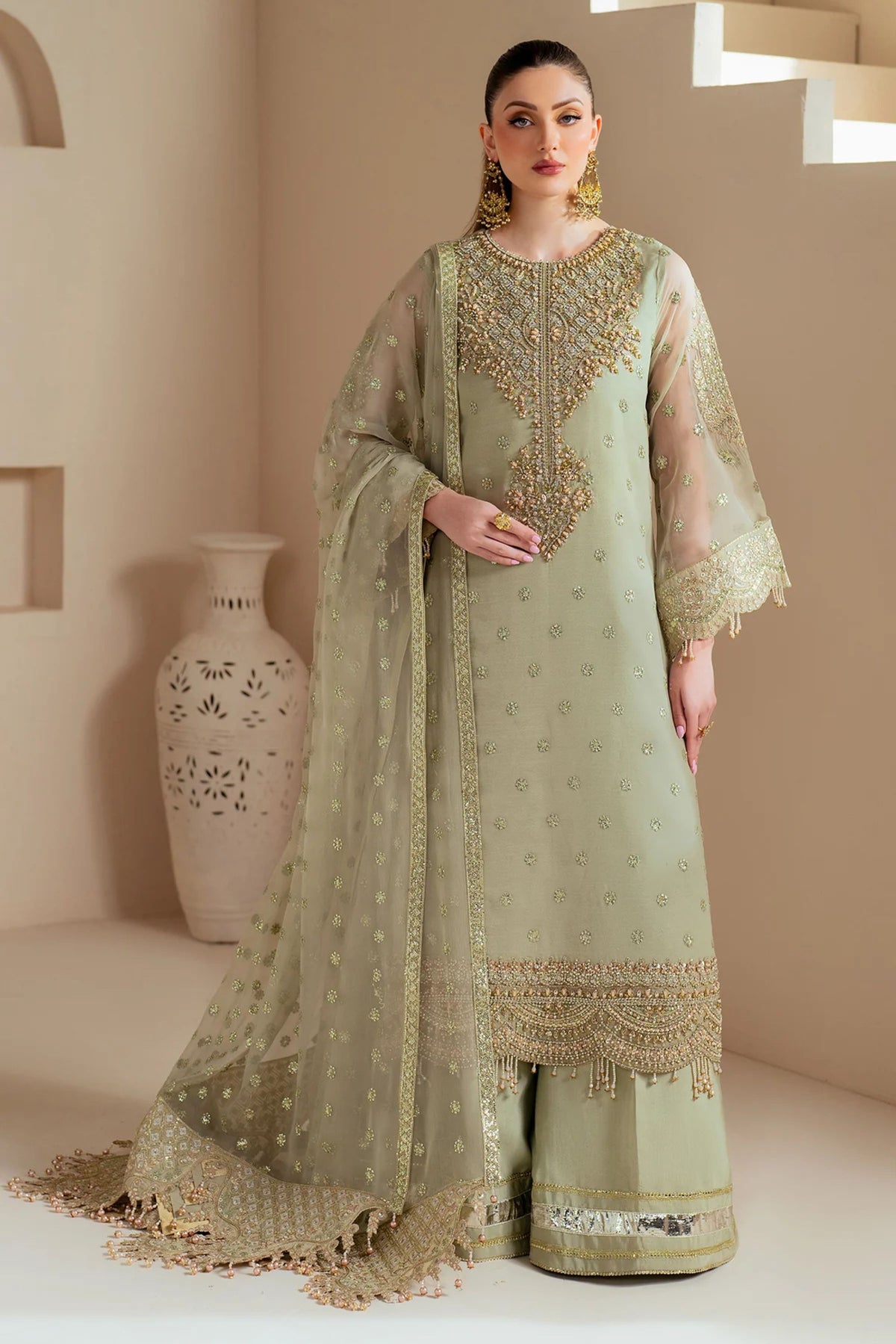 Pakistani Ladies Wedding Outfits | USA, UK, Canada, New Zealand
