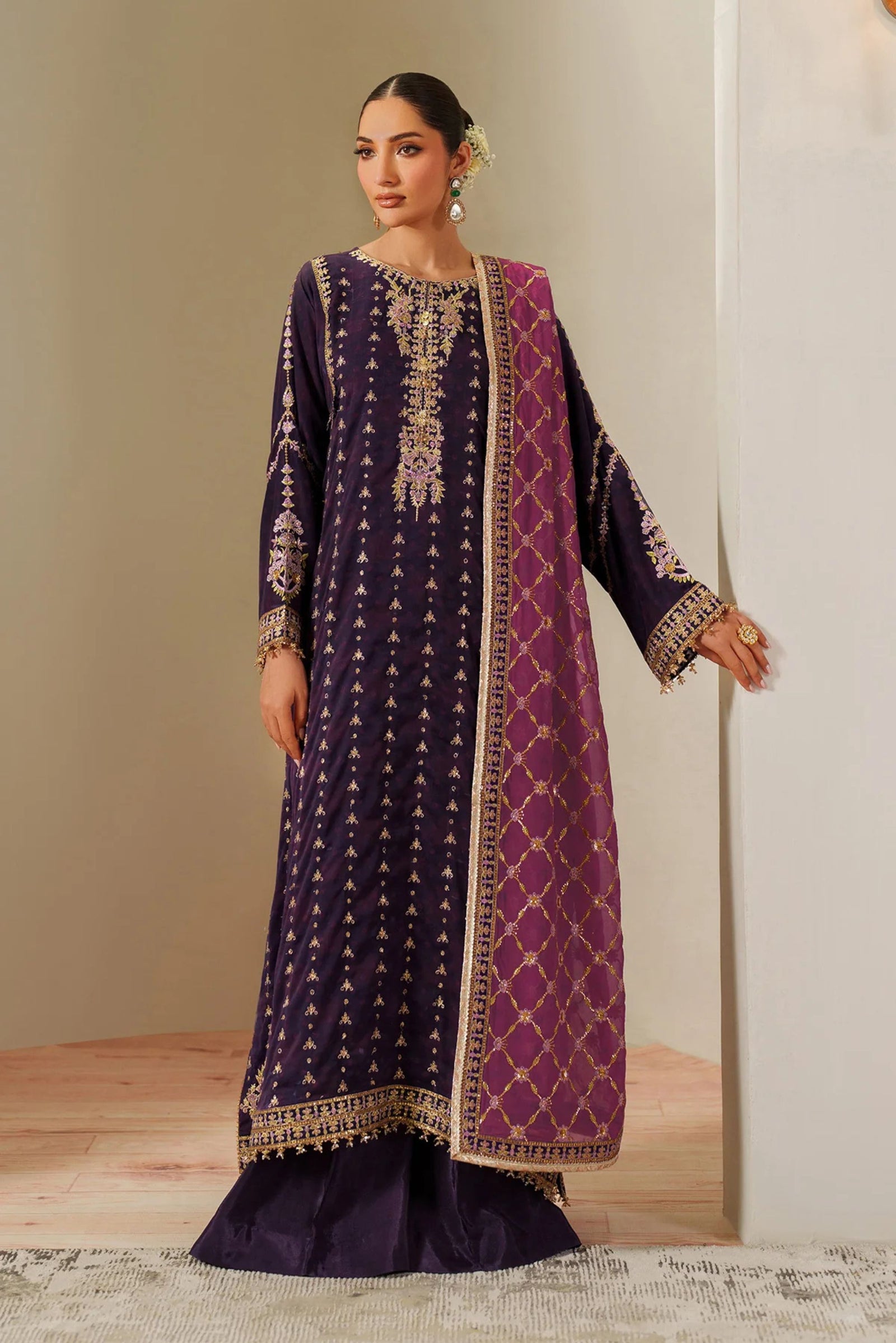 Pakistani Wedding Ensembles For Females