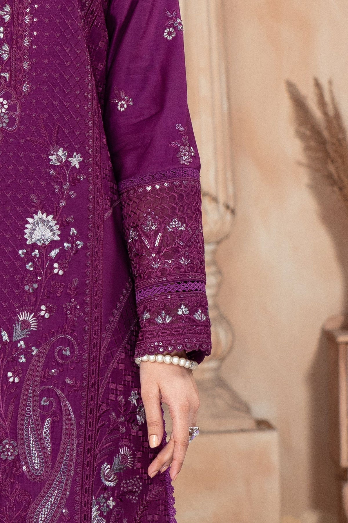 Guest Outfits To Attend Pakistani Wedding