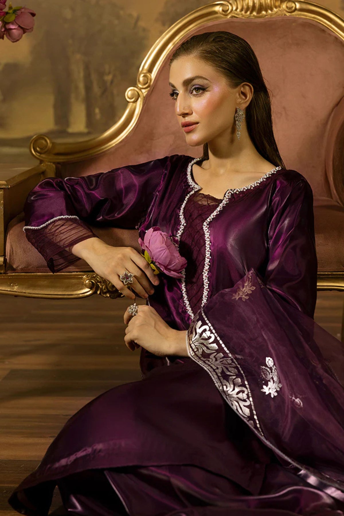 Women&#39;s Dress For Pakistani Wedding 