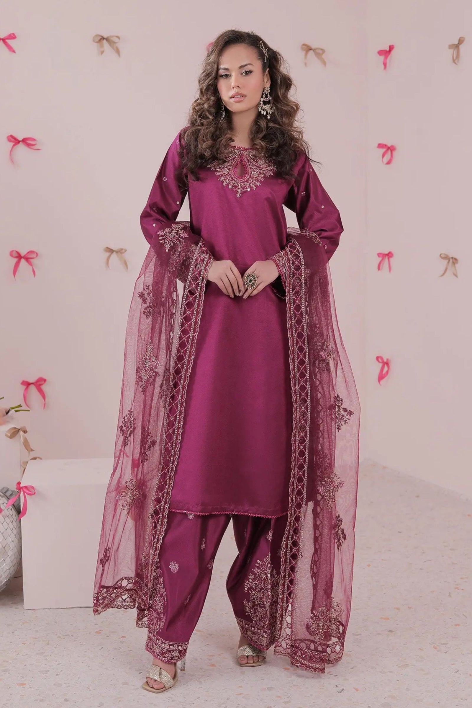 Fancy Dholki Dress For Pakistani Wedding