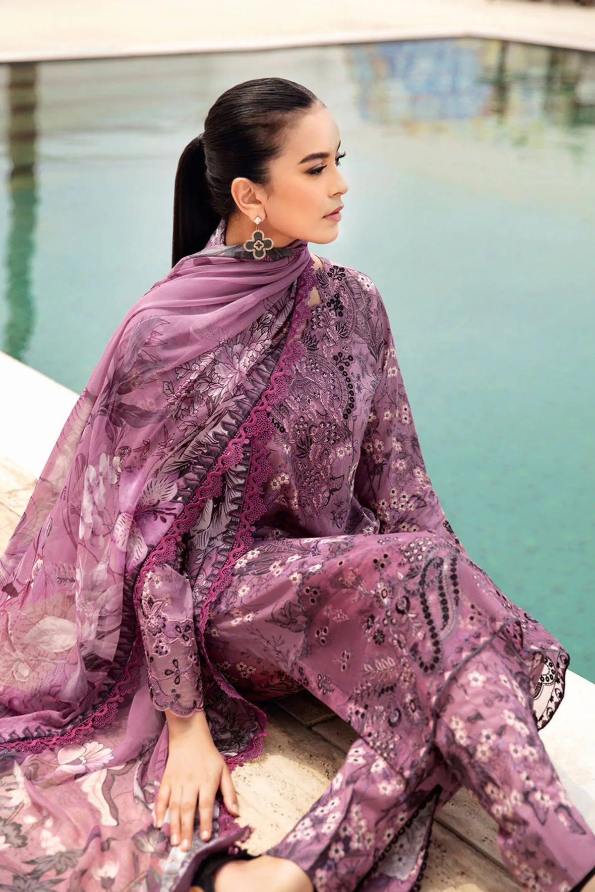Pakistani lawn suits for summers