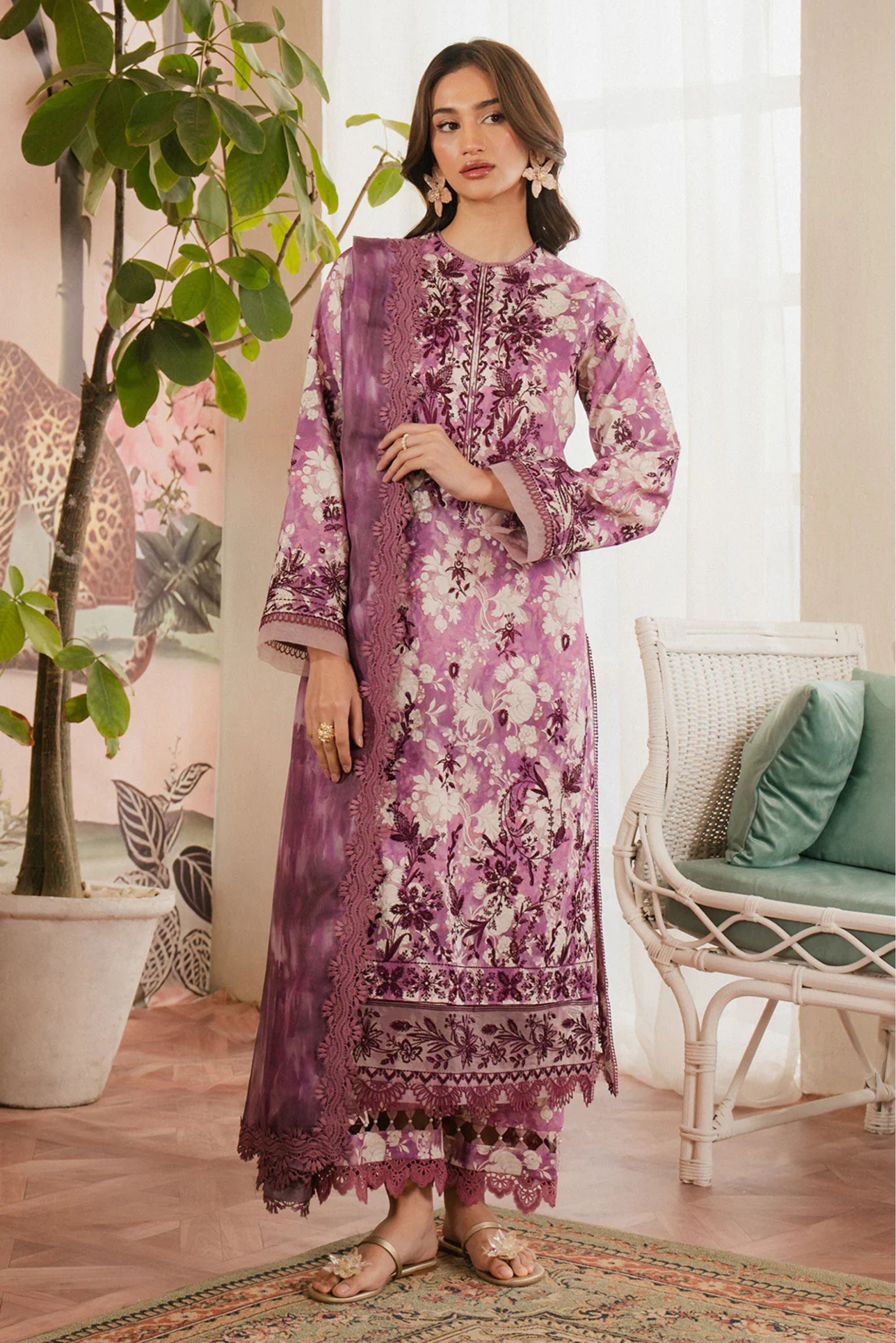 Pakistani Formal Suits For Get Together