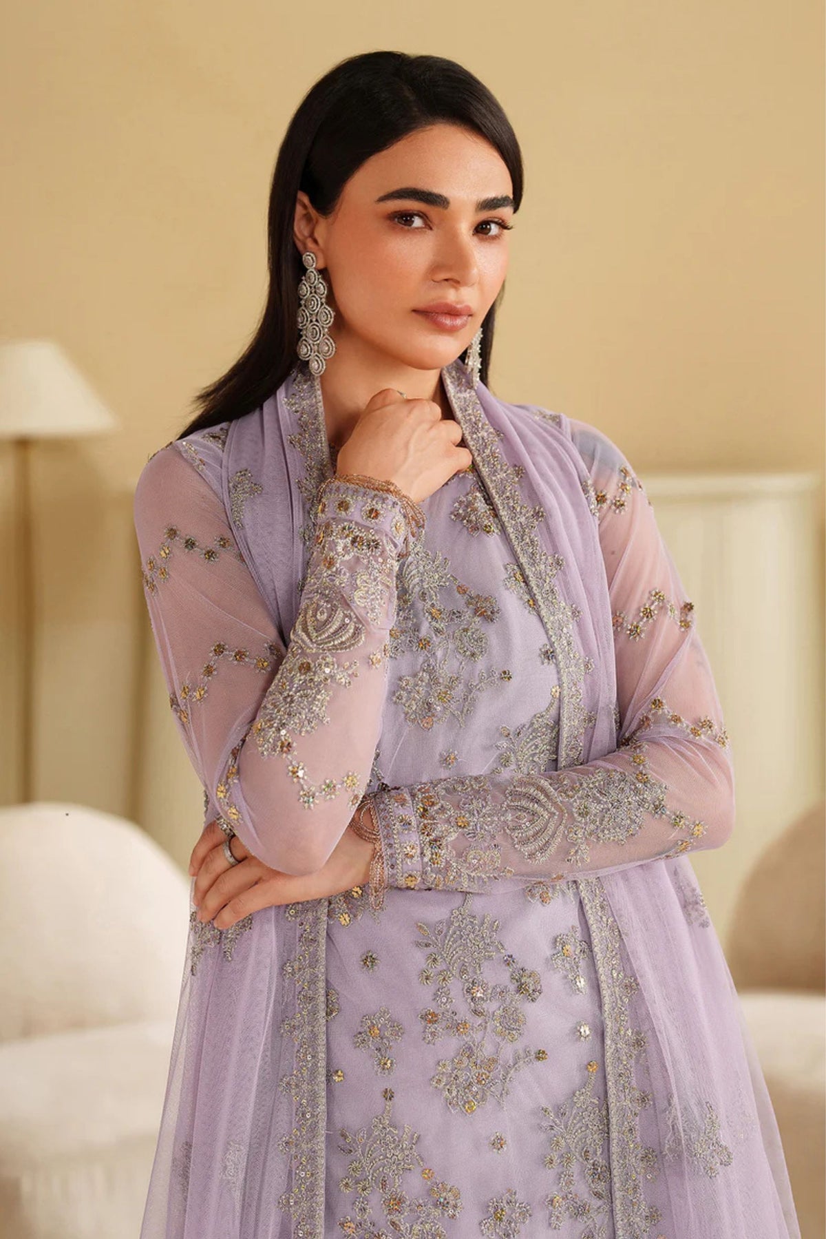 Modern Pakistani Wedding Outfits 
