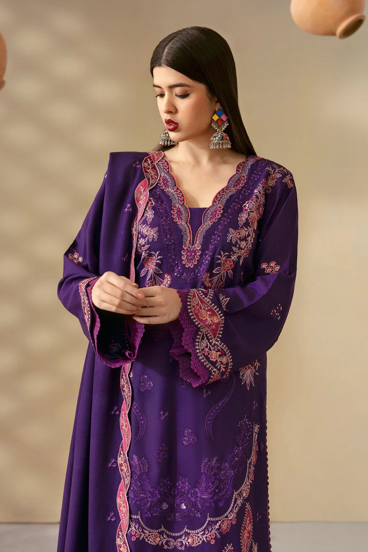 Pakistani Ladies Formal Wear Outfits