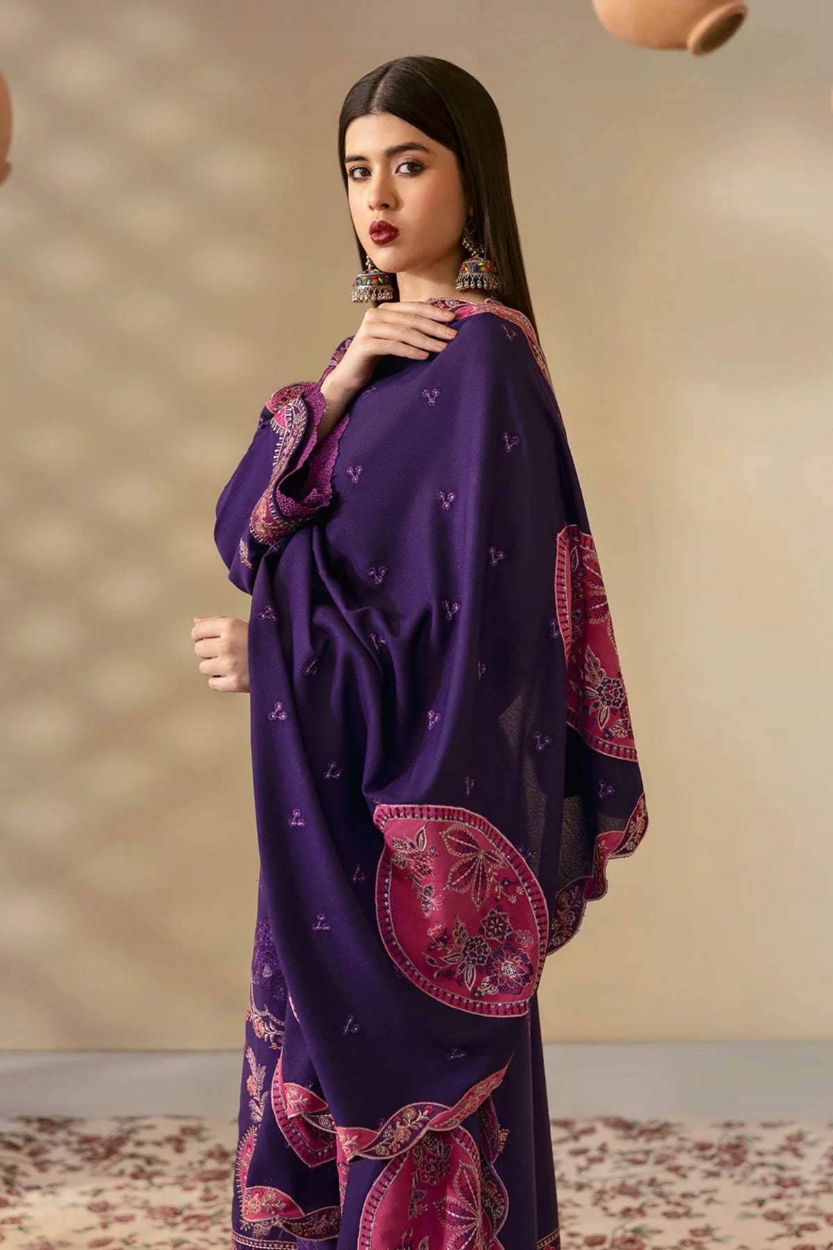 Pakistani Ladies Formal Wear Outfits