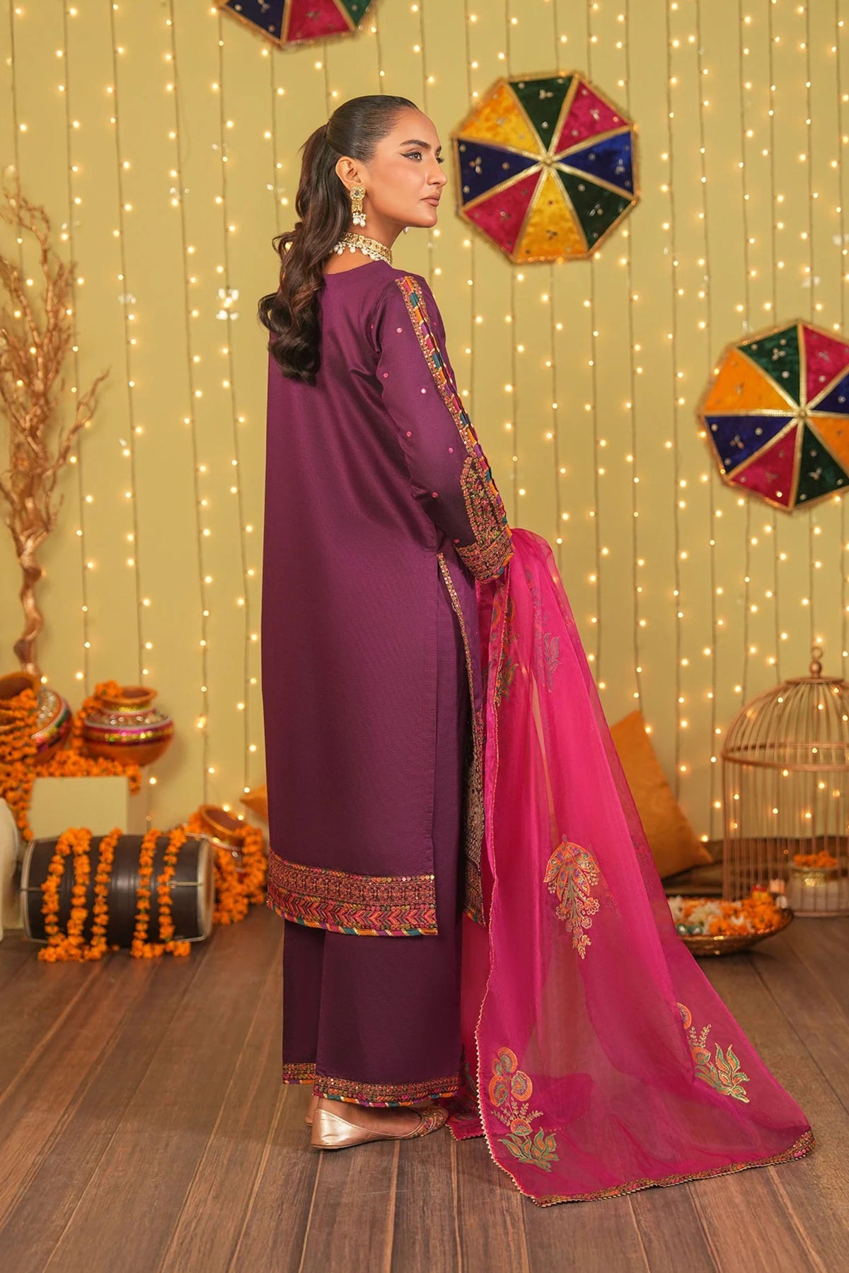 Pakistani Wedding Party Outfits
