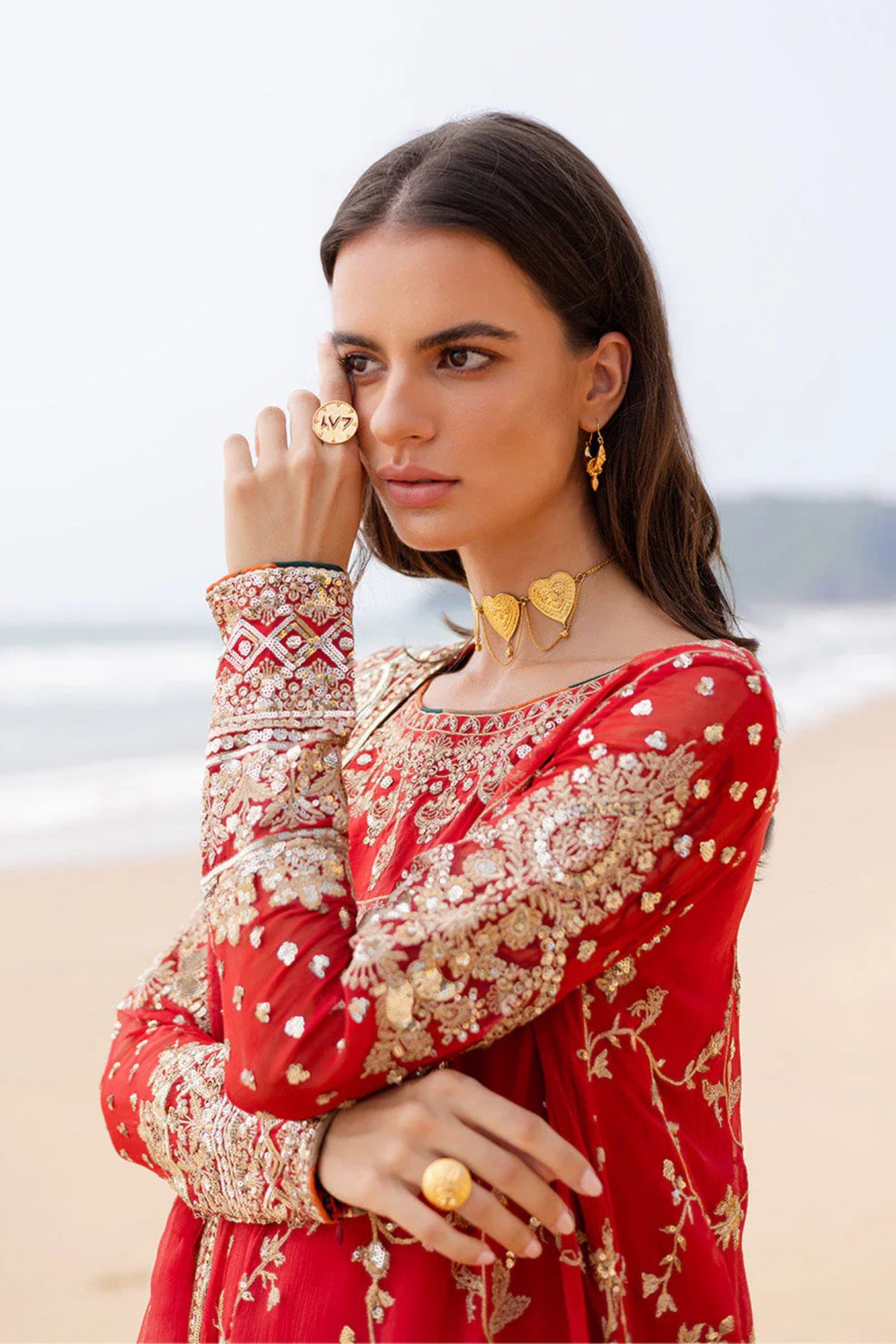 Traditional Pakistani Suit For Wedding Functionc