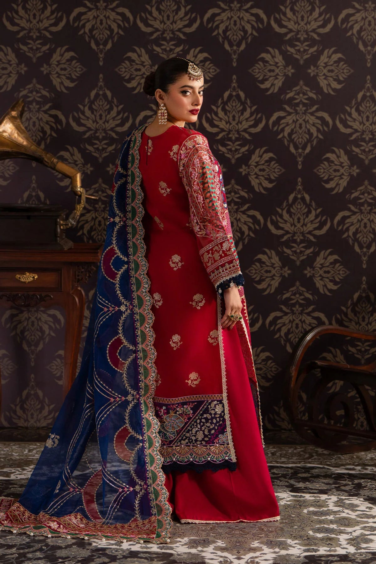 Pakistani Party Wear Dresses Online