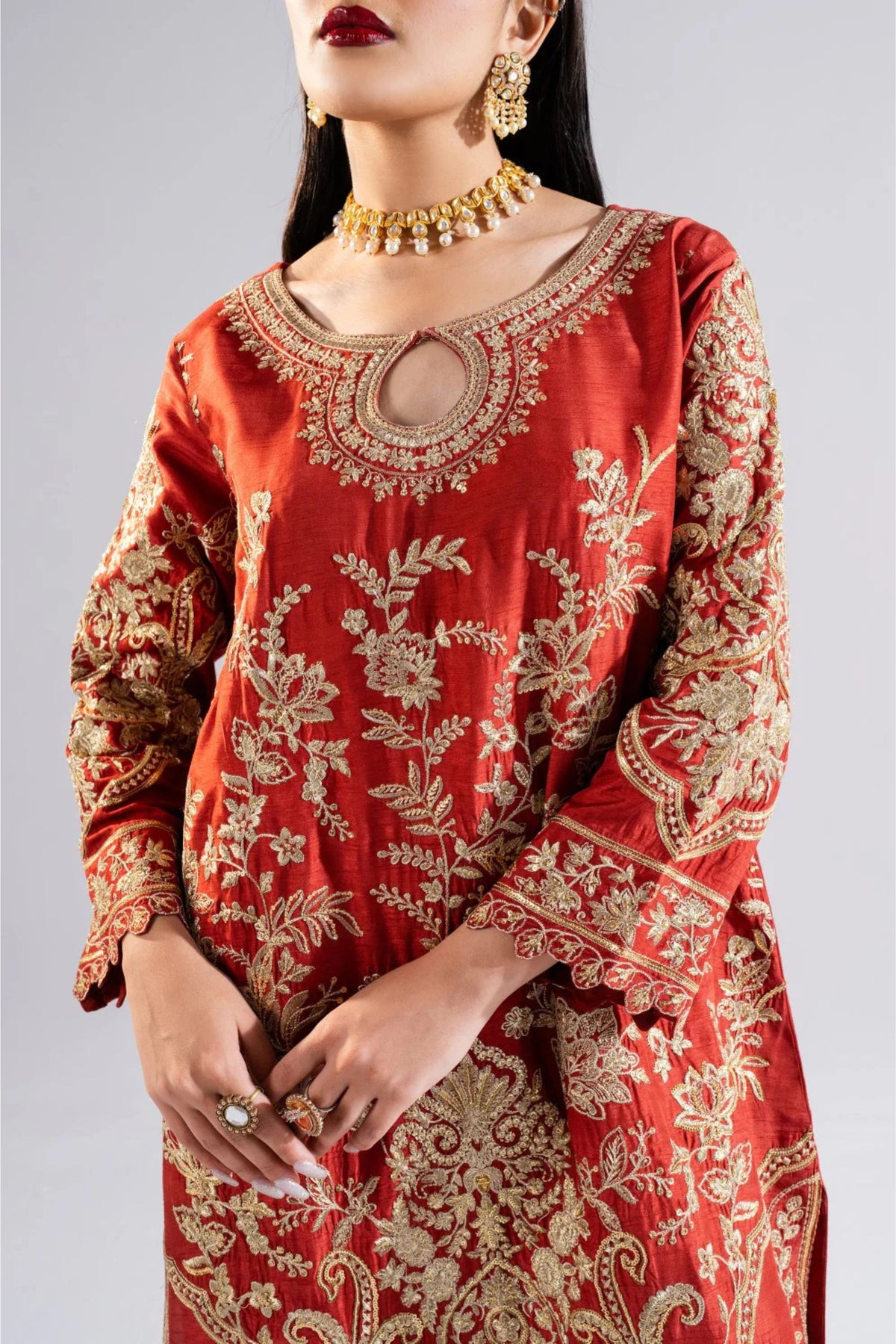 Wedding wear Pakistani outfits Online