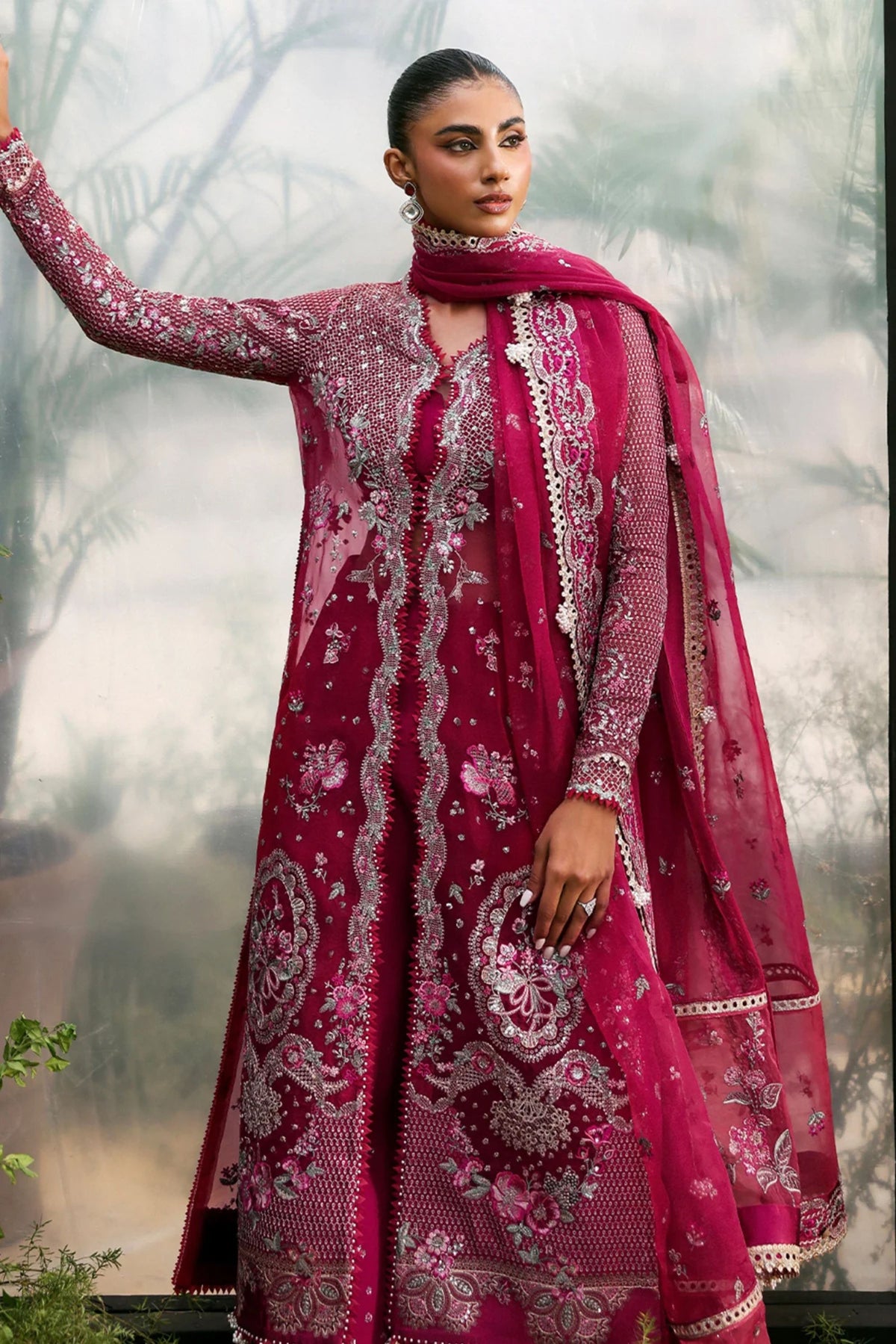 Pakistani Mehndi Night Outfit For Ladies
