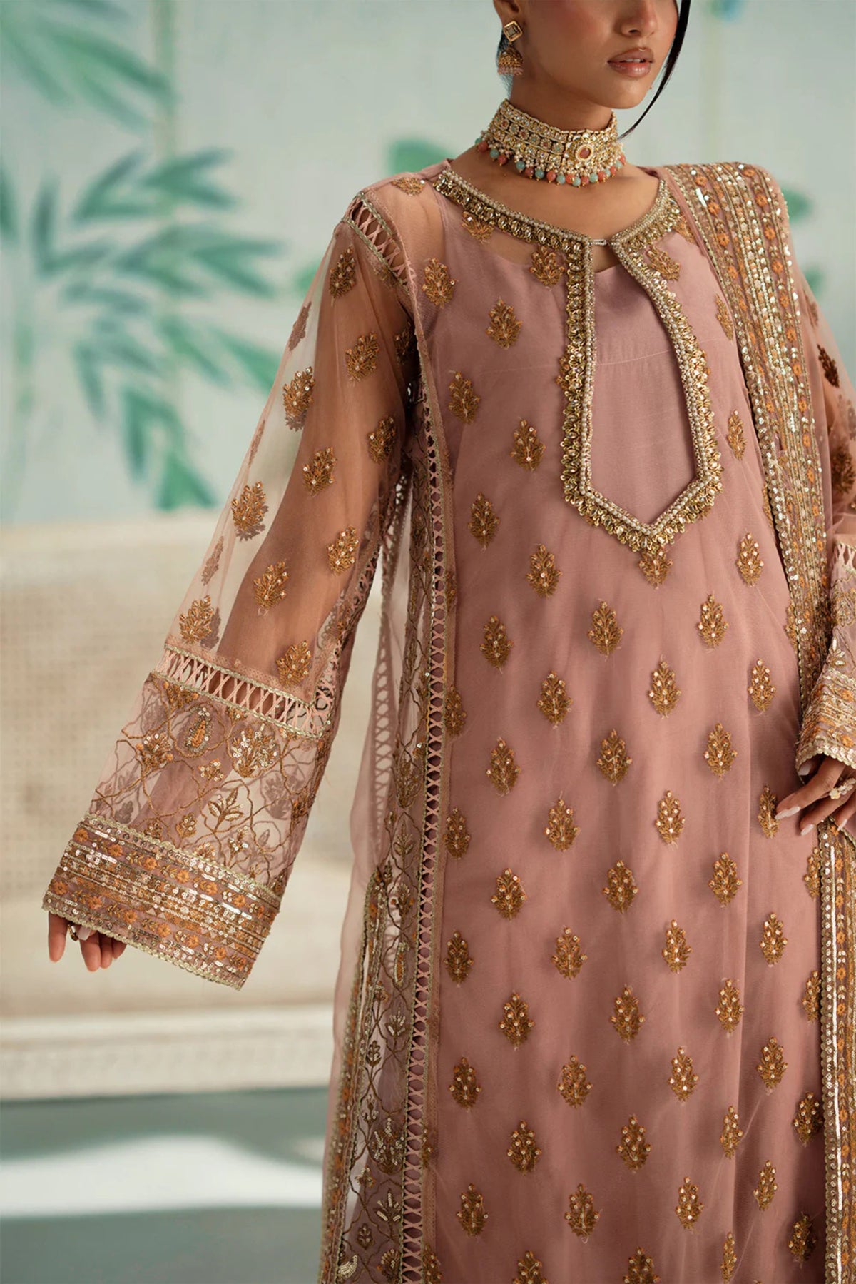 Pakistani Ladies Wedding Outfits UK