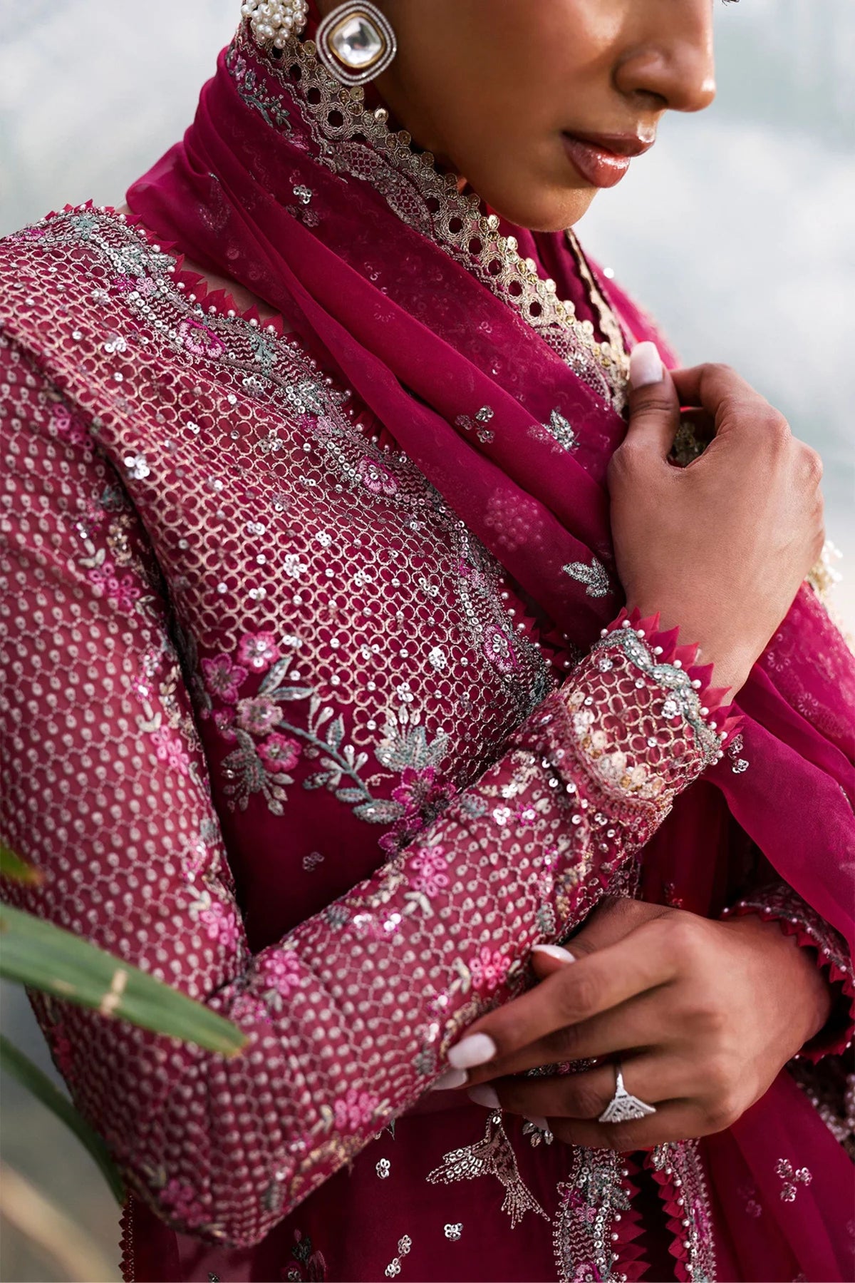 Pakistani Mehndi Night Outfit For Ladies