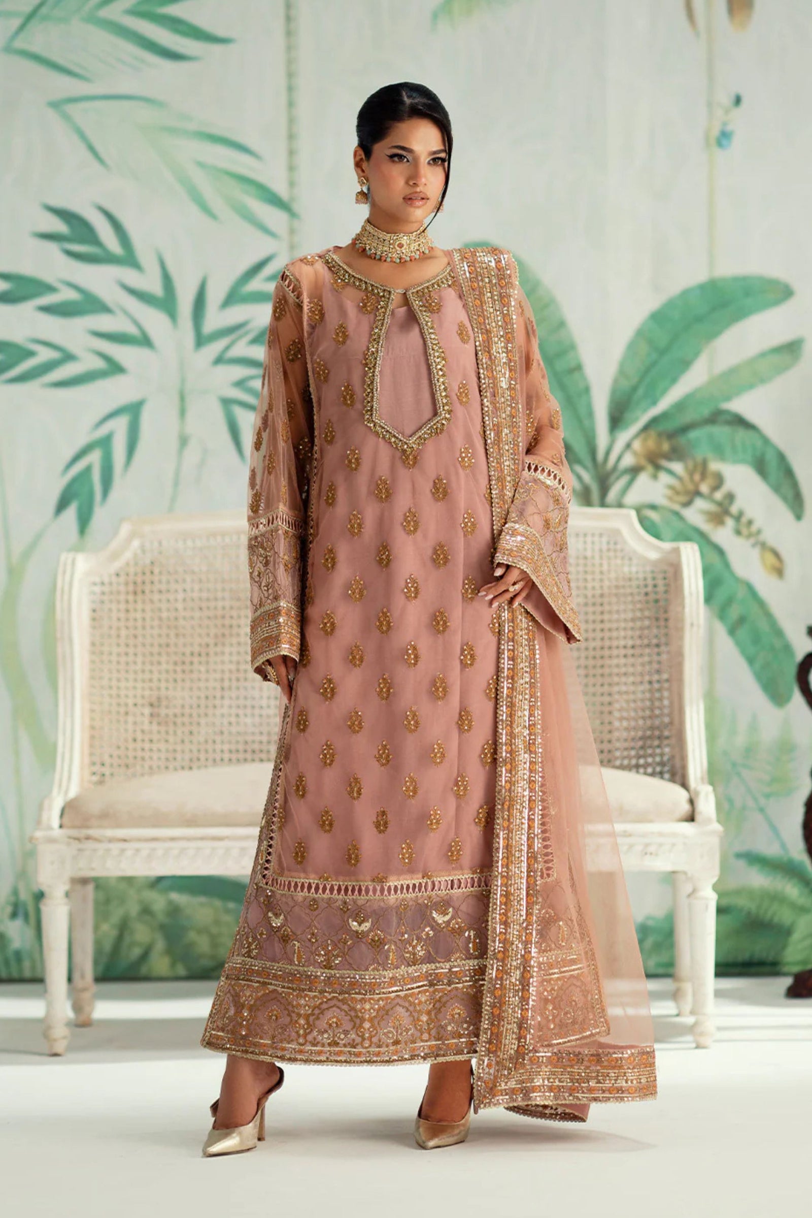 Pakistani Ladies Wedding Outfits UK