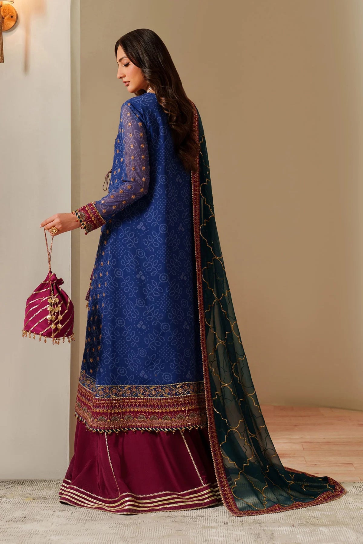 Women&#39;s Formal Wear For Pakistani Wedding 