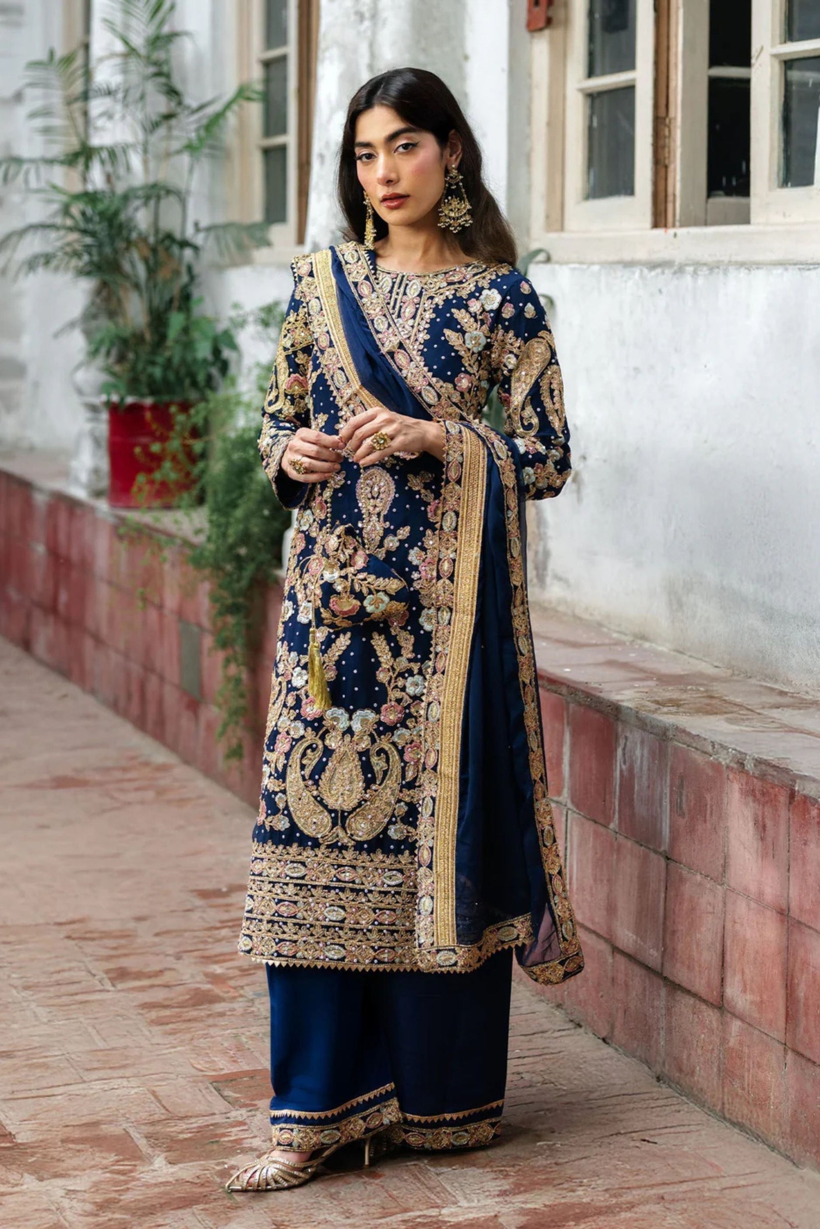 Pakistani Wedding Suits For Women