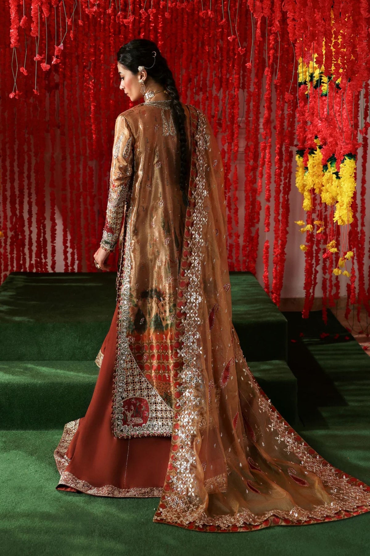Pakistani Wedding Suits For Women In UK