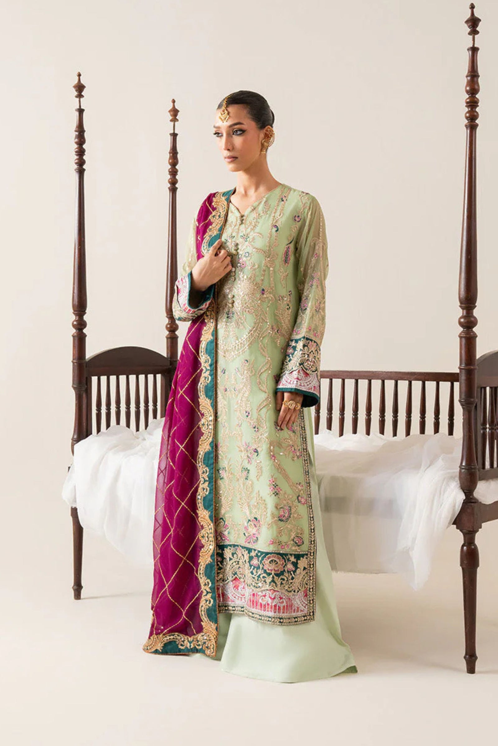 Pakistani Wedding Dresses For Ladies