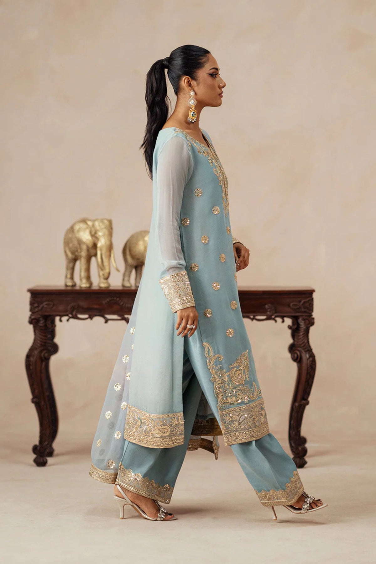 Formal Suits For Pakistani Wedding Function