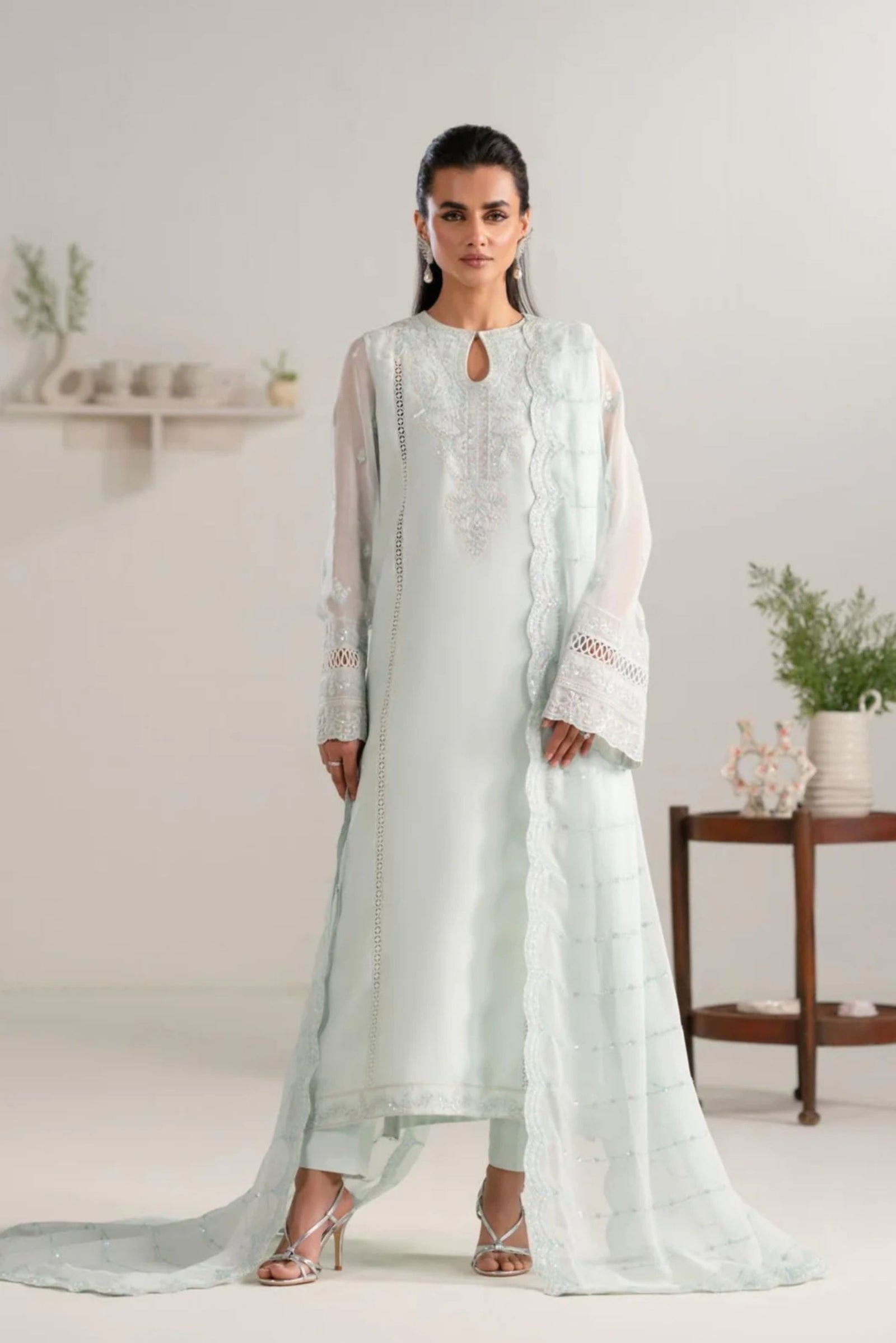 Pakistani Suits To Attend Wedding 