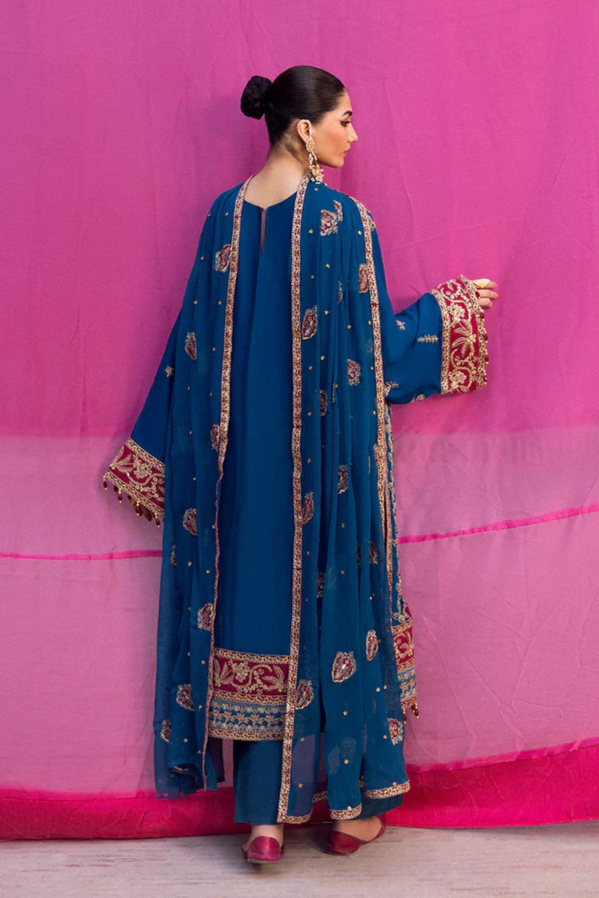 Pakistani Wedding Suits For Women