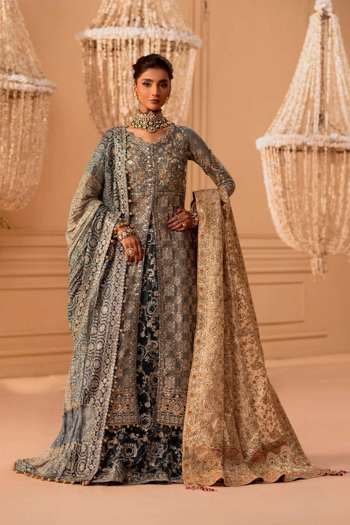 Pakistani Wedding Outfits For Sister Of The Bride