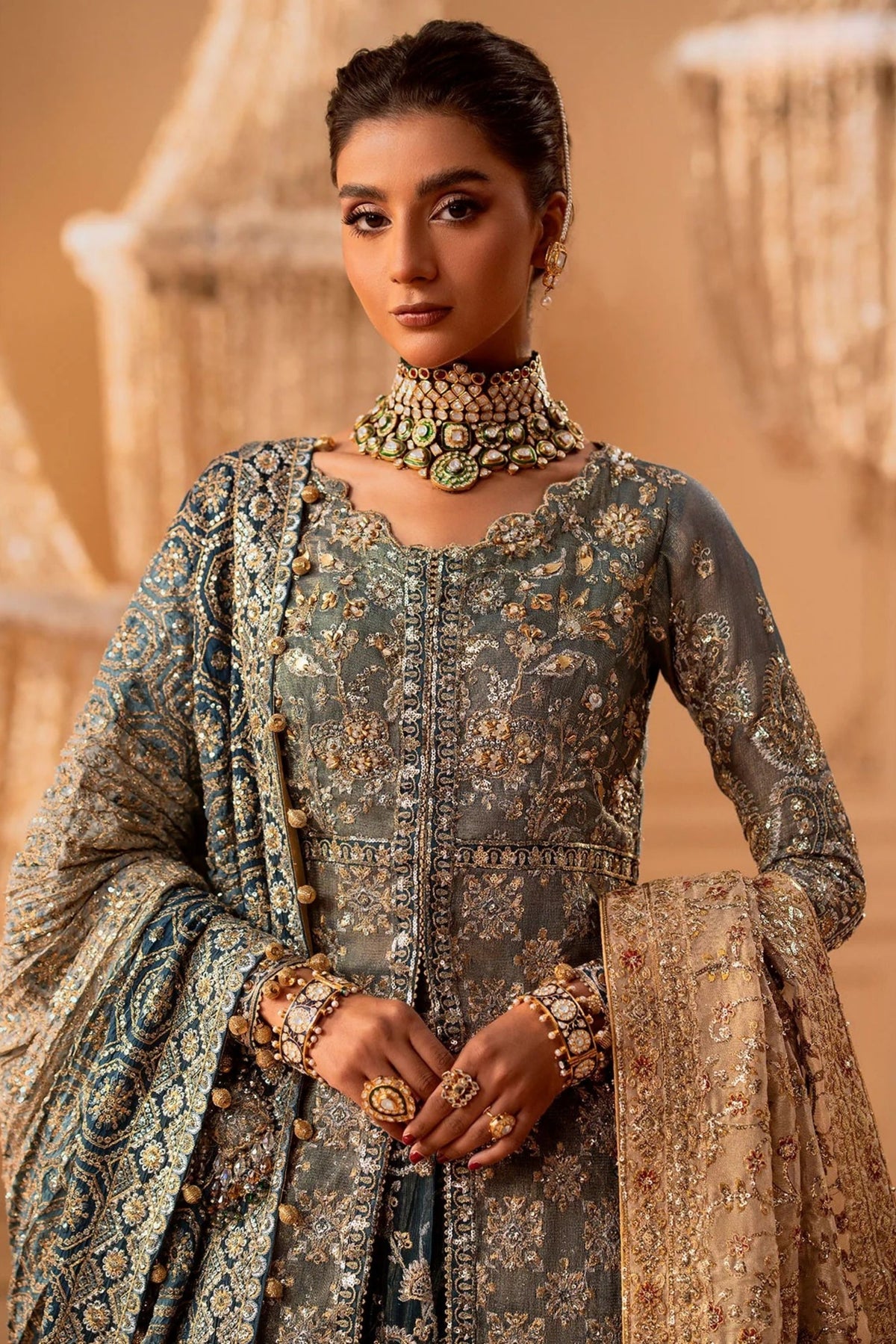 Pakistani Wedding Outfits For Sister Of The Bride