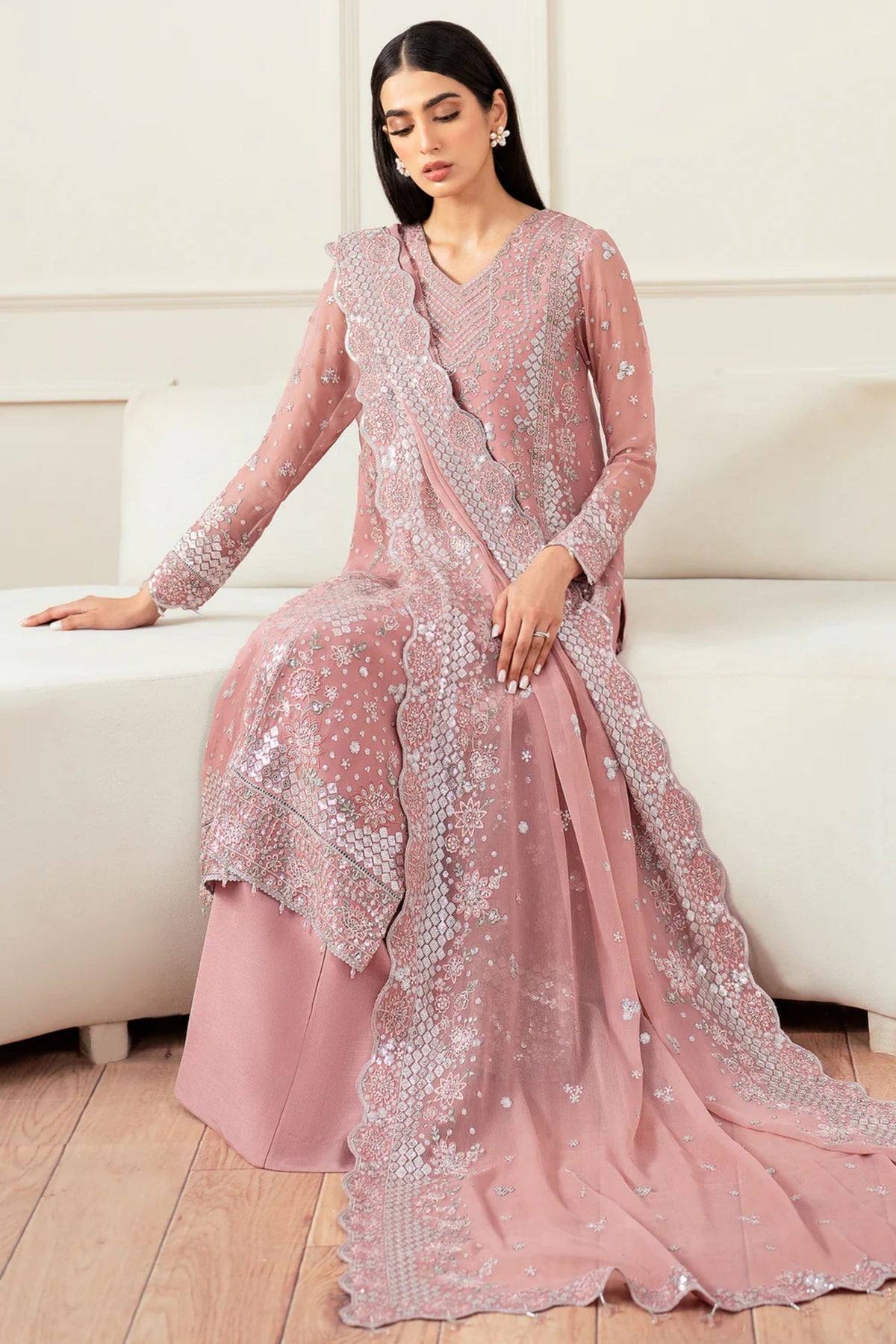 Pakistani Suits To Attend Wedding In Perth