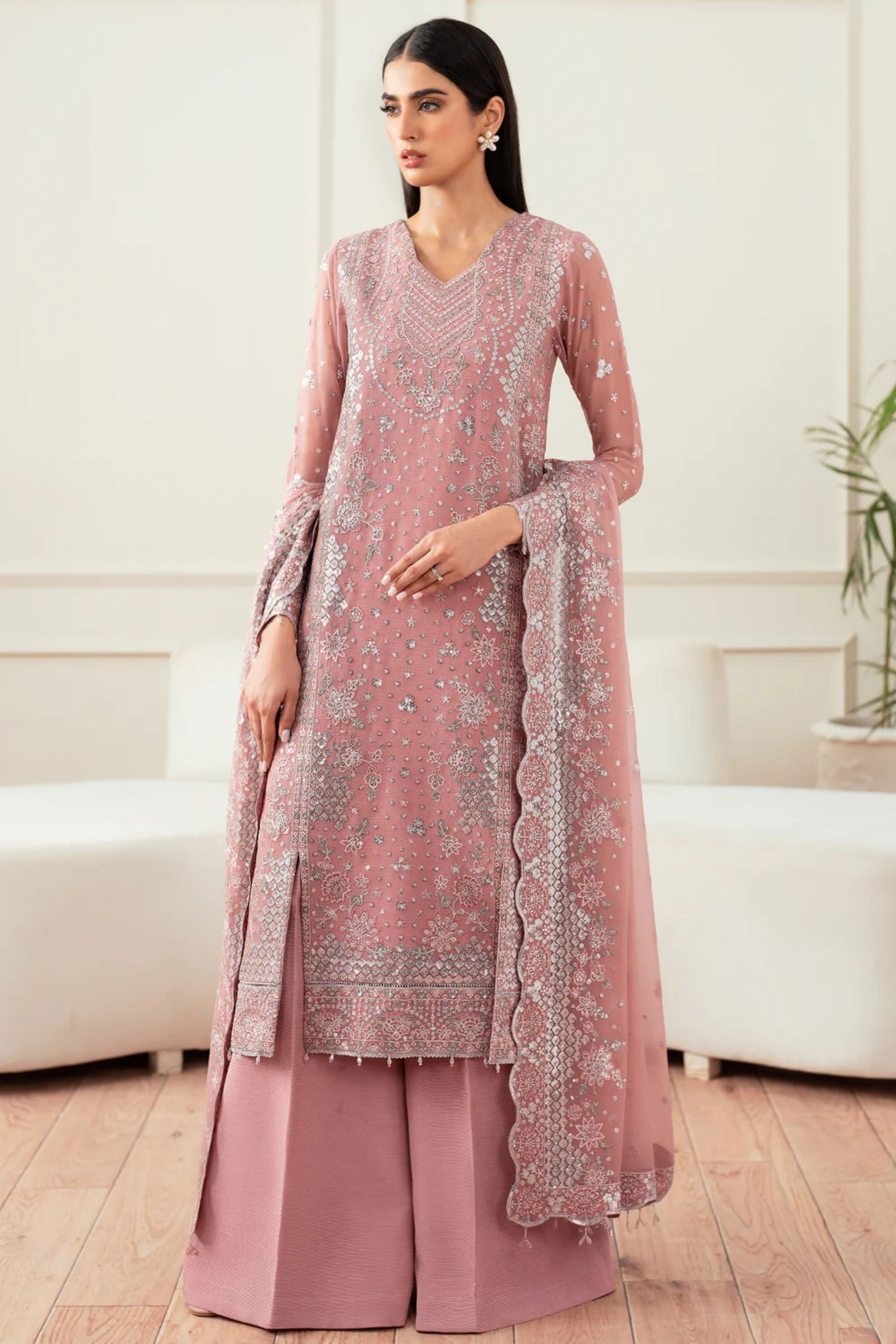 Pakistani Suits To Attend Wedding In Perth