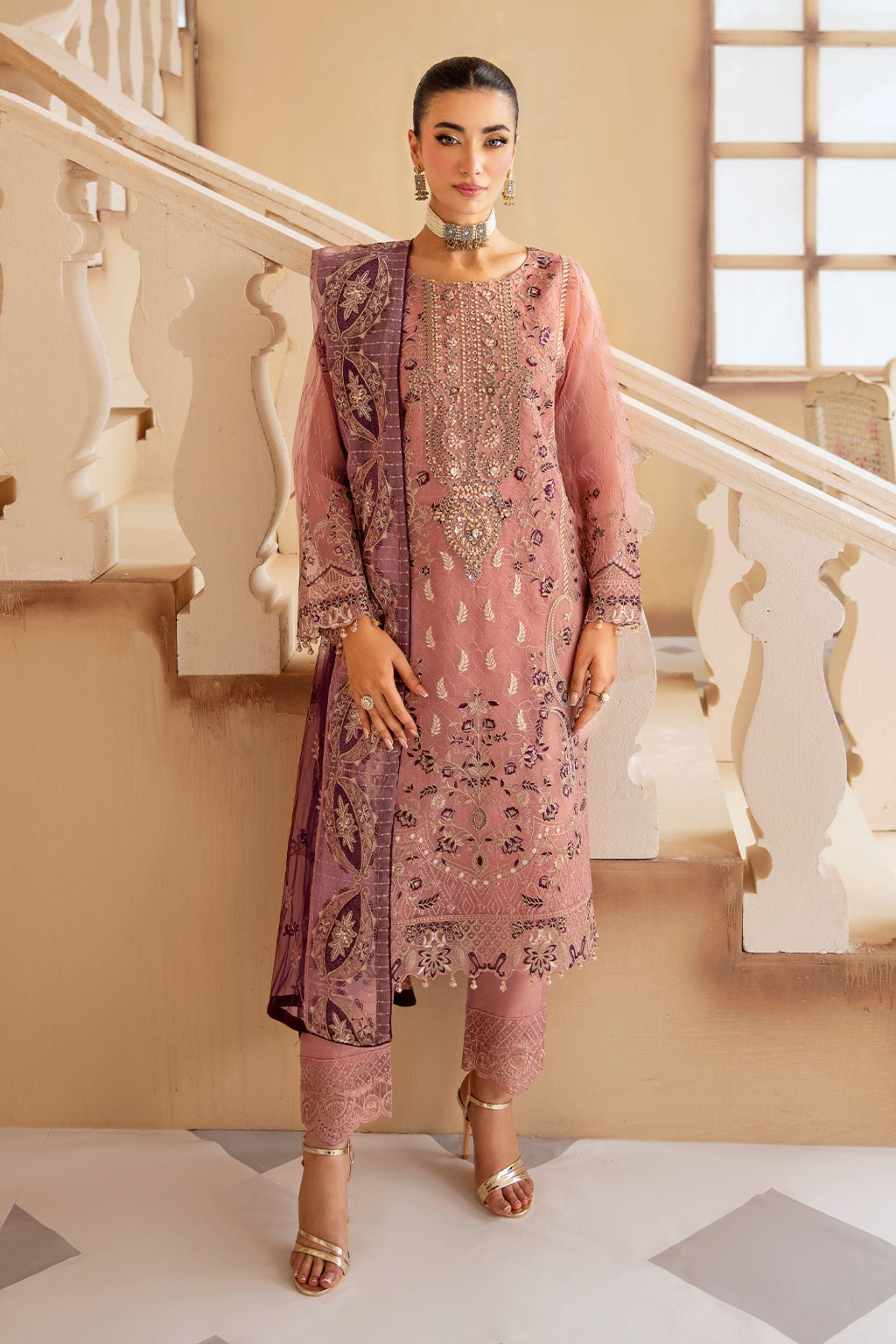 Pakistani Wedding Attire For Women In UK