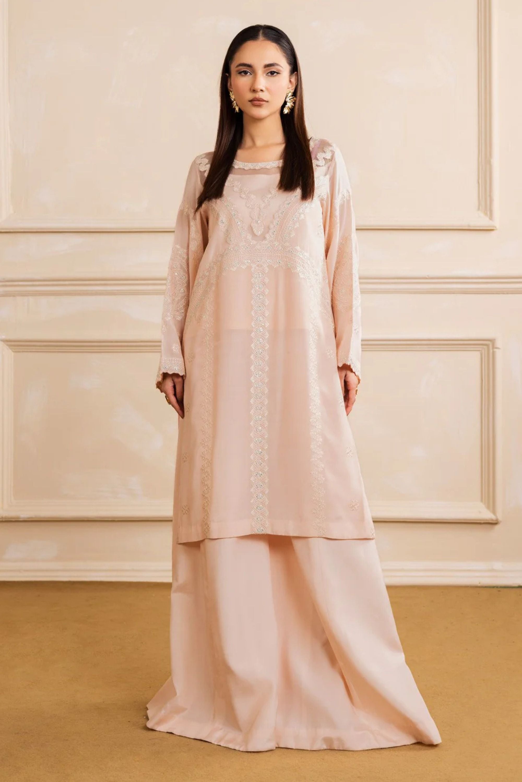 Wedding wear Pakistani outfits Online