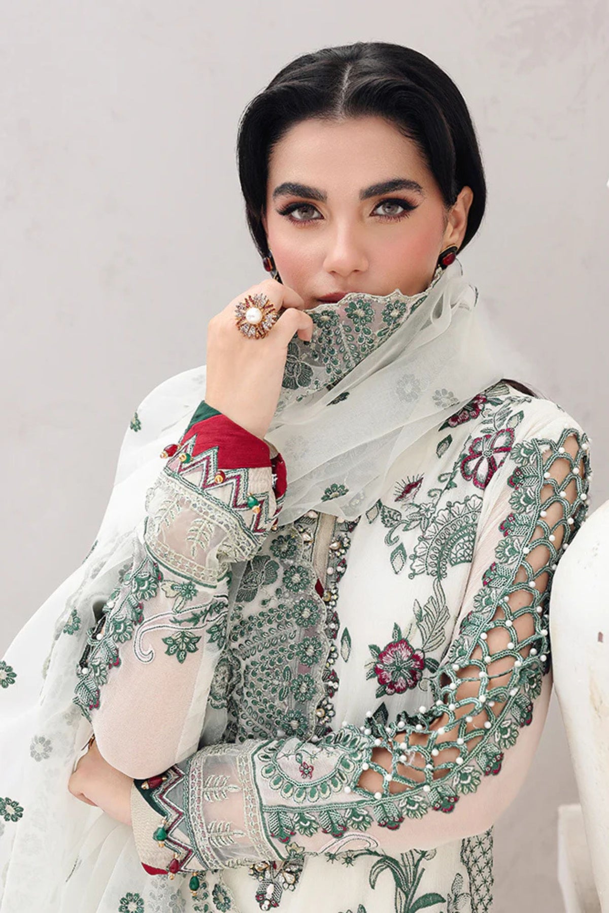 Pakistani Formal Salwar Suit For Ladies