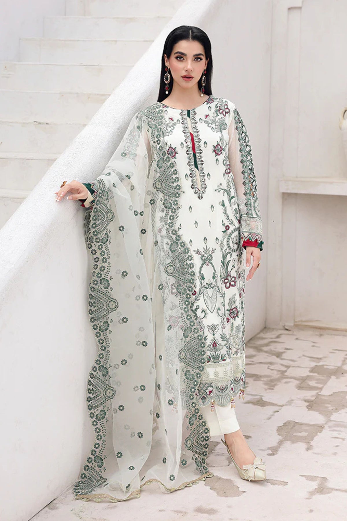 Pakistani Formal Salwar Suit For Ladies