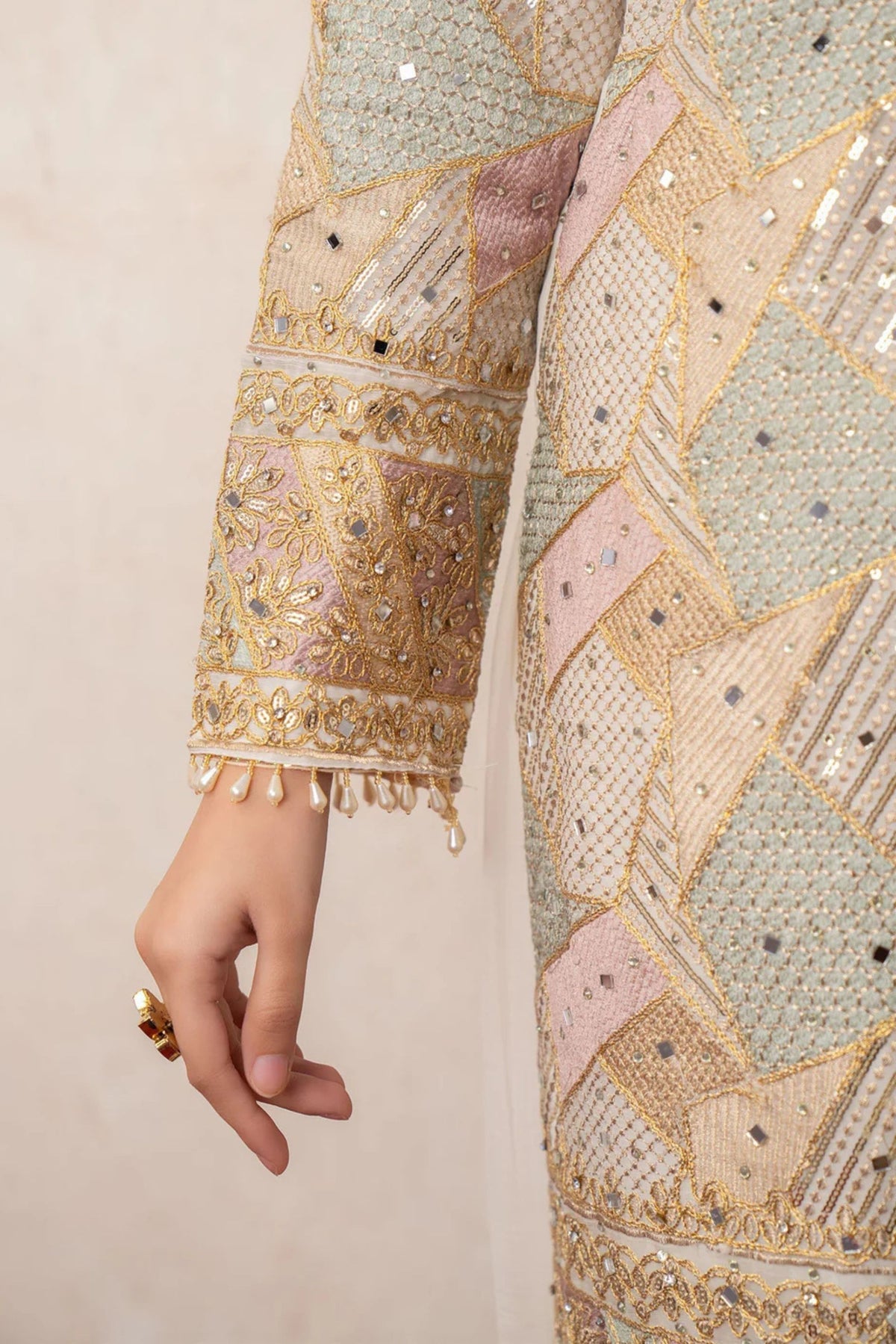 Best Pakistani Wedding Outfits In Canberra AU 