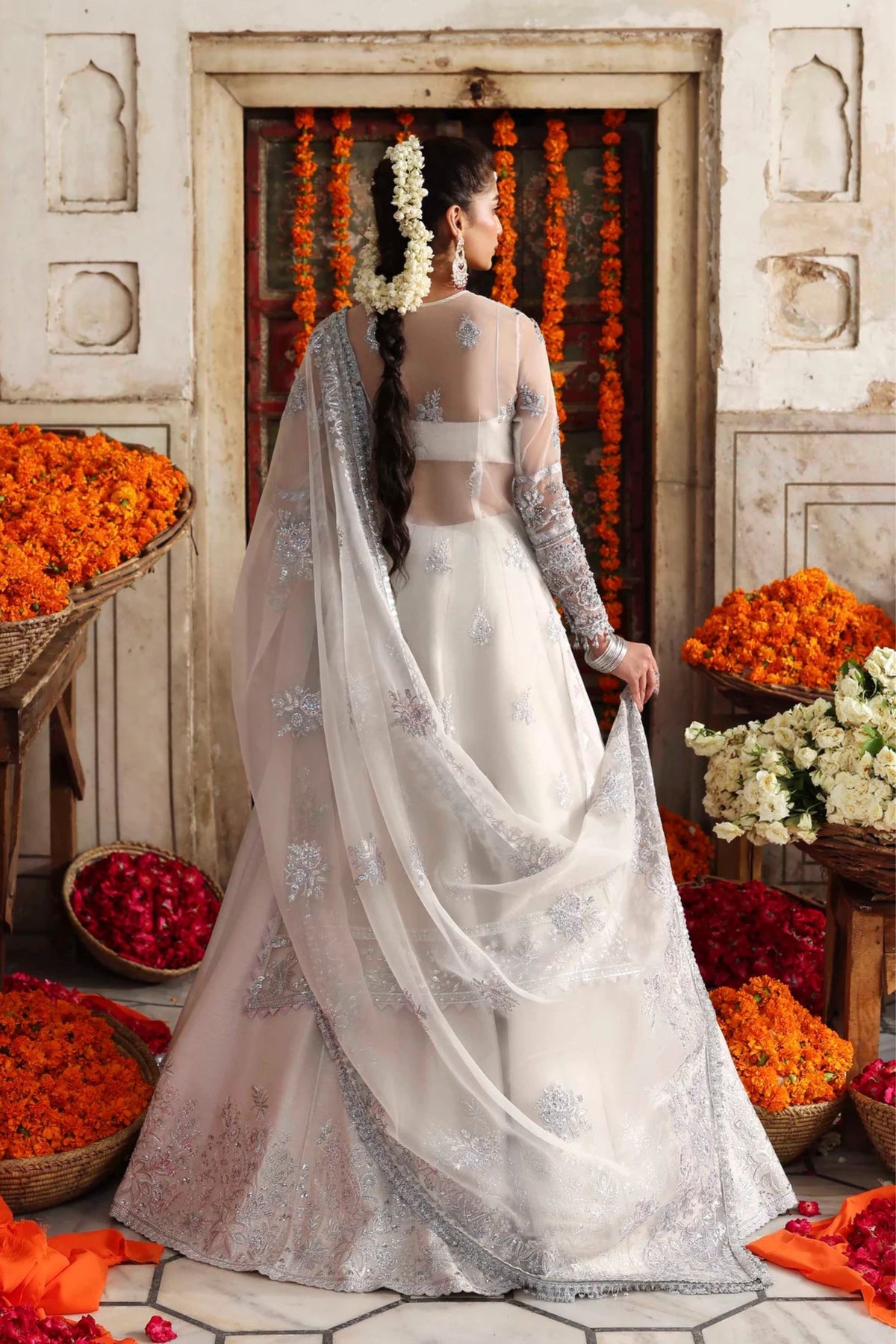 Elegant &amp; Trendy Styles Bridal Shower Dresses Online