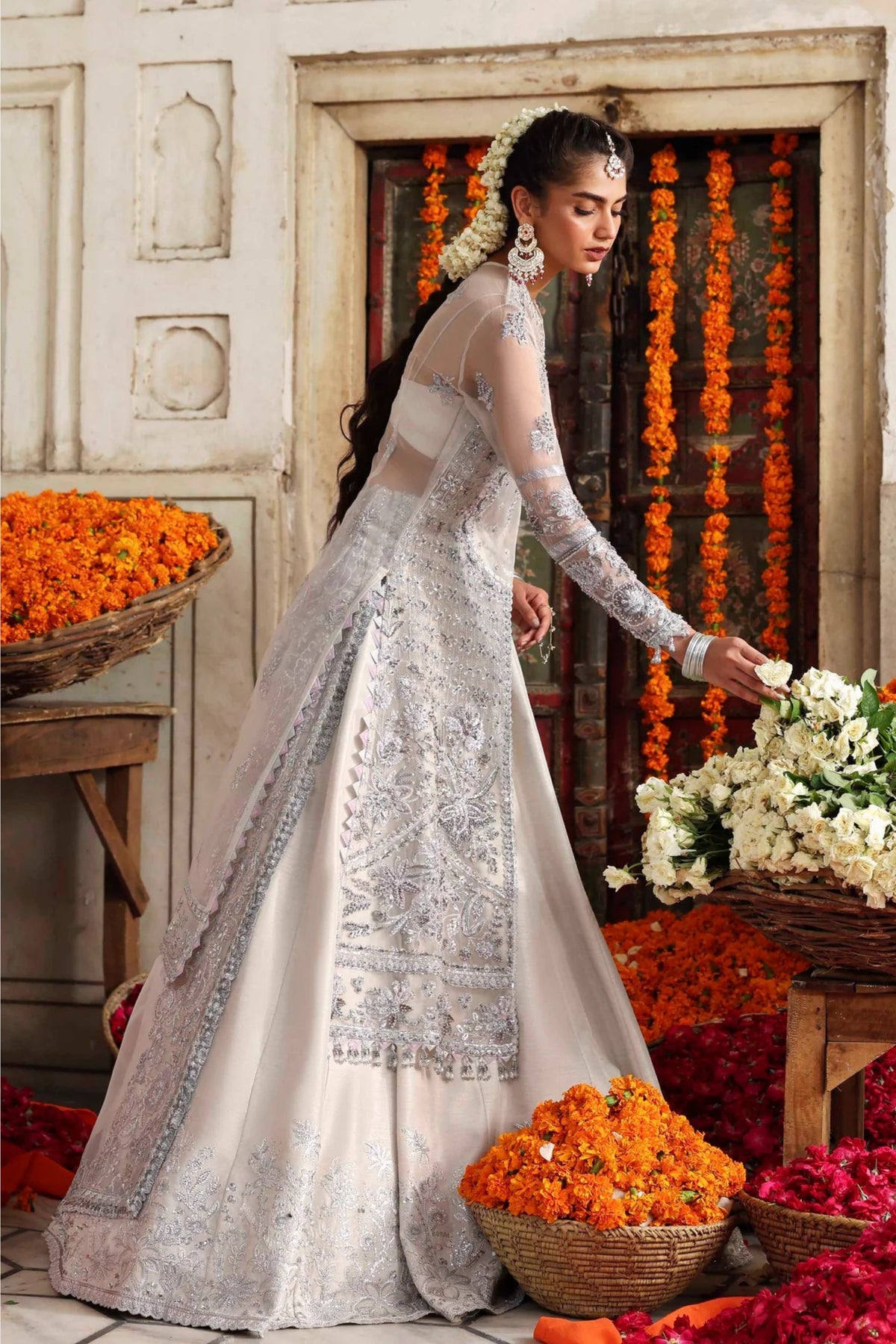 Elegant &amp; Trendy Styles Bridal Shower Dresses Online